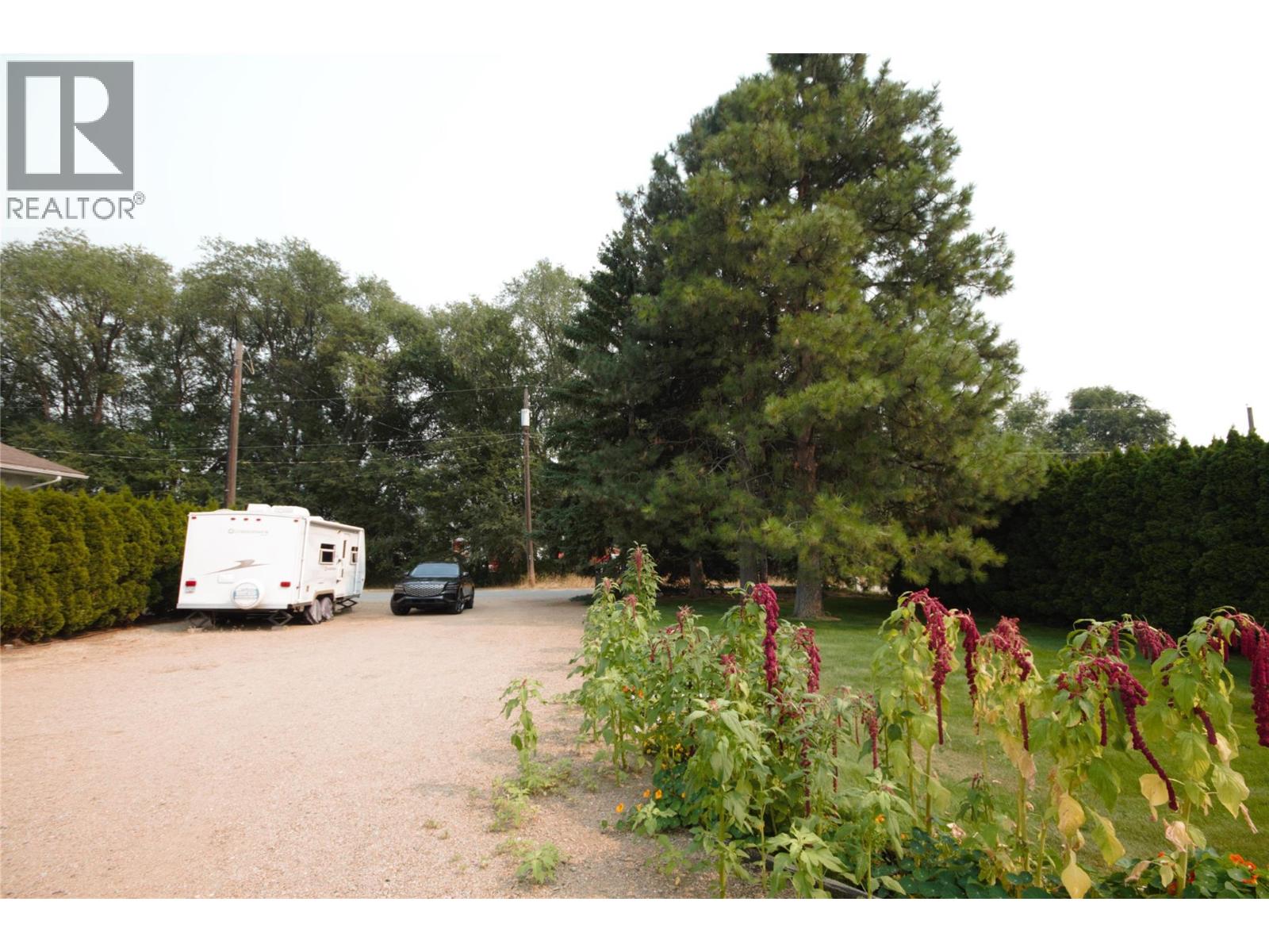 5226 Haynes Road, Oliver, British Columbia  V0H 1T1 - Photo 7 - 10379841