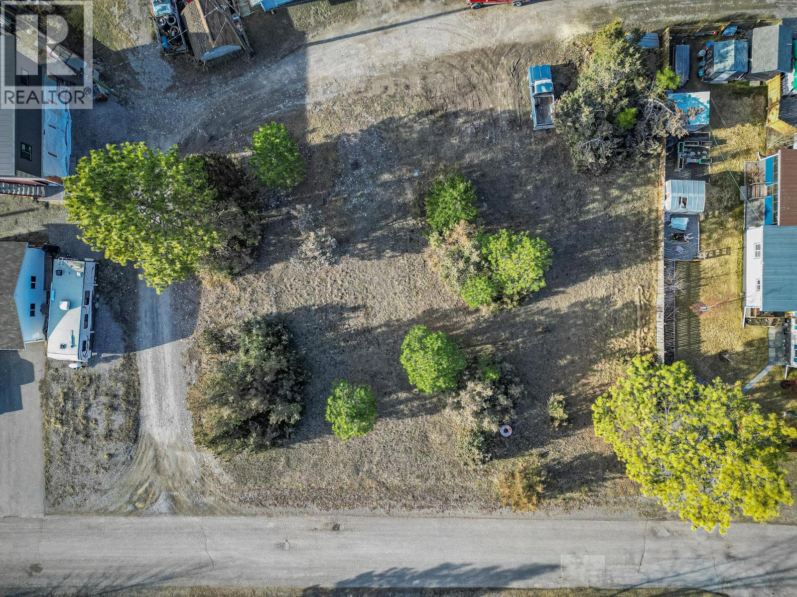 4963 Spruce Avenue, Canal Flats, British Columbia  v0b 1b0 - Photo 2 - 10379817