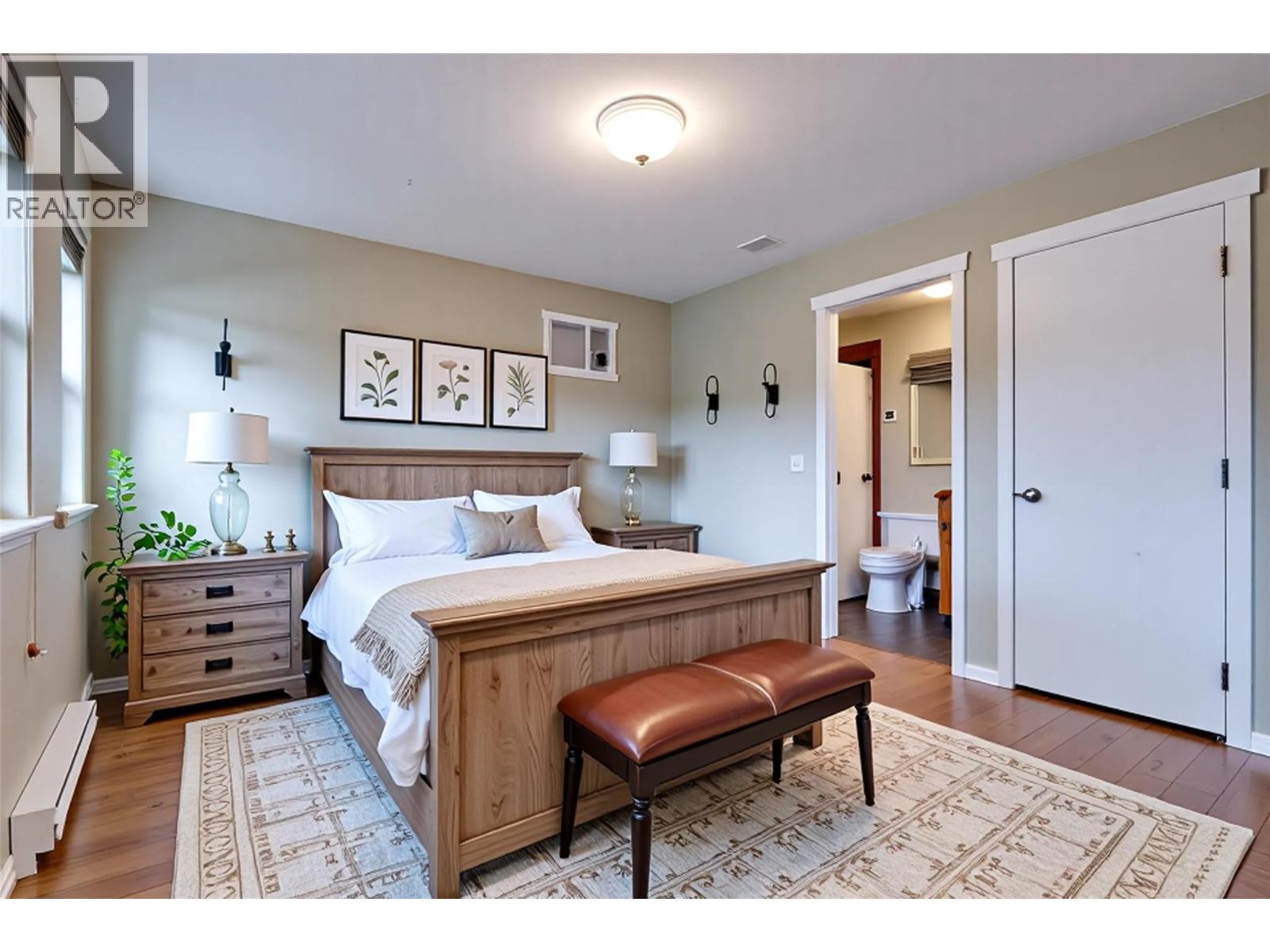 860 Glenwood Avenue, Kelowna, British Columbia  V1Y 5M5 - Photo 3 - 10379558