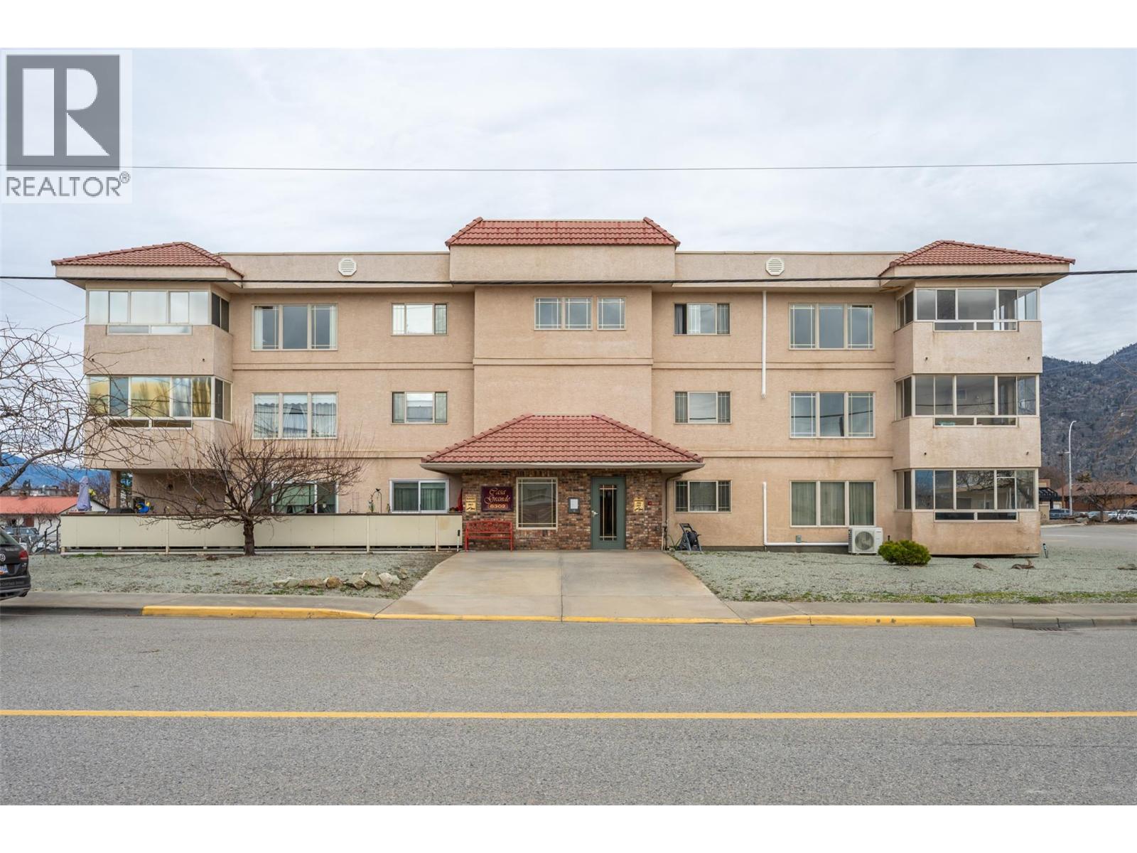 8302 68 Avenue Unit# 301, Osoyoos, British Columbia  V0H 1V7 - Photo 1 - 10379474