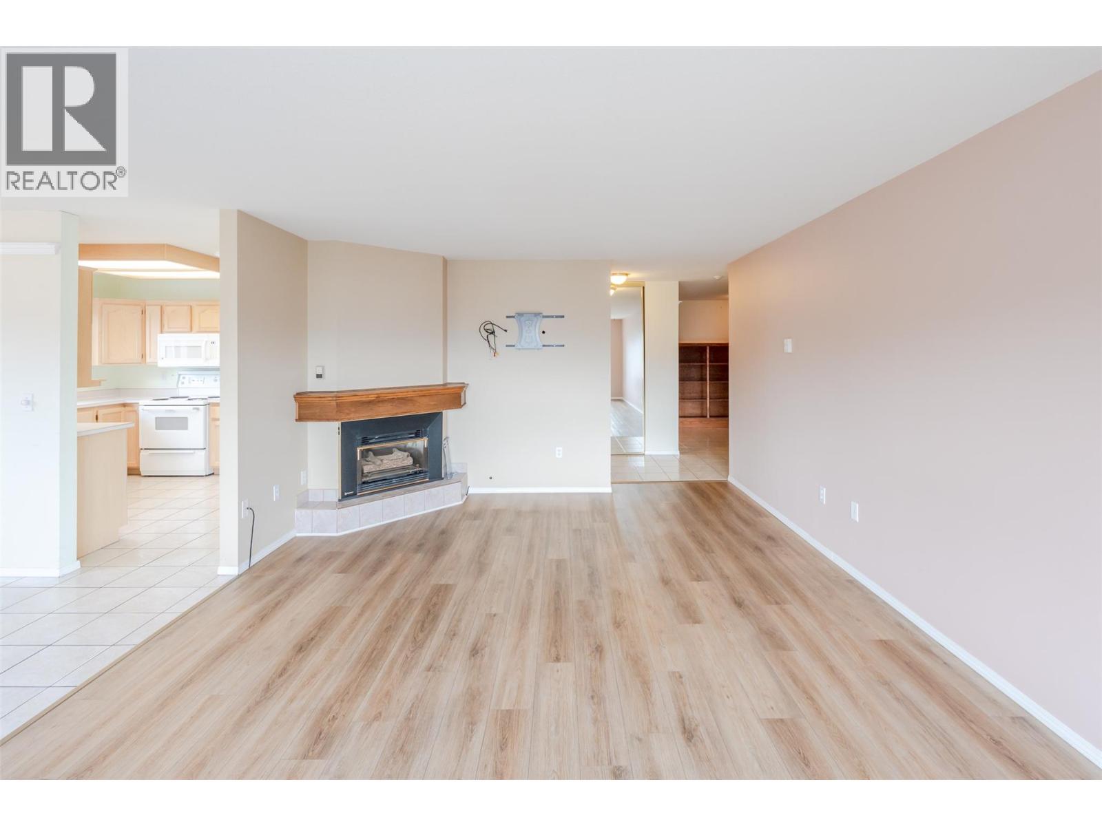 8302 68 Avenue Unit# 301, Osoyoos, British Columbia  V0H 1V7 - Photo 8 - 10379474