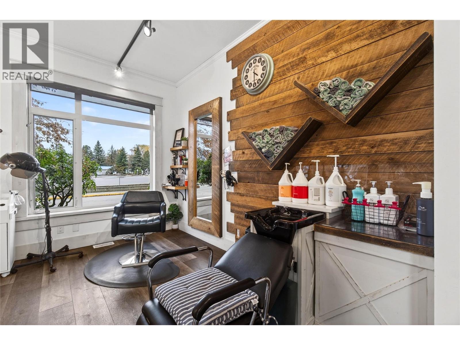 680 Marine Park Drive Unit# 1, Salmon Arm, British Columbia  V1E 3L4 - Photo 12 - 10378880