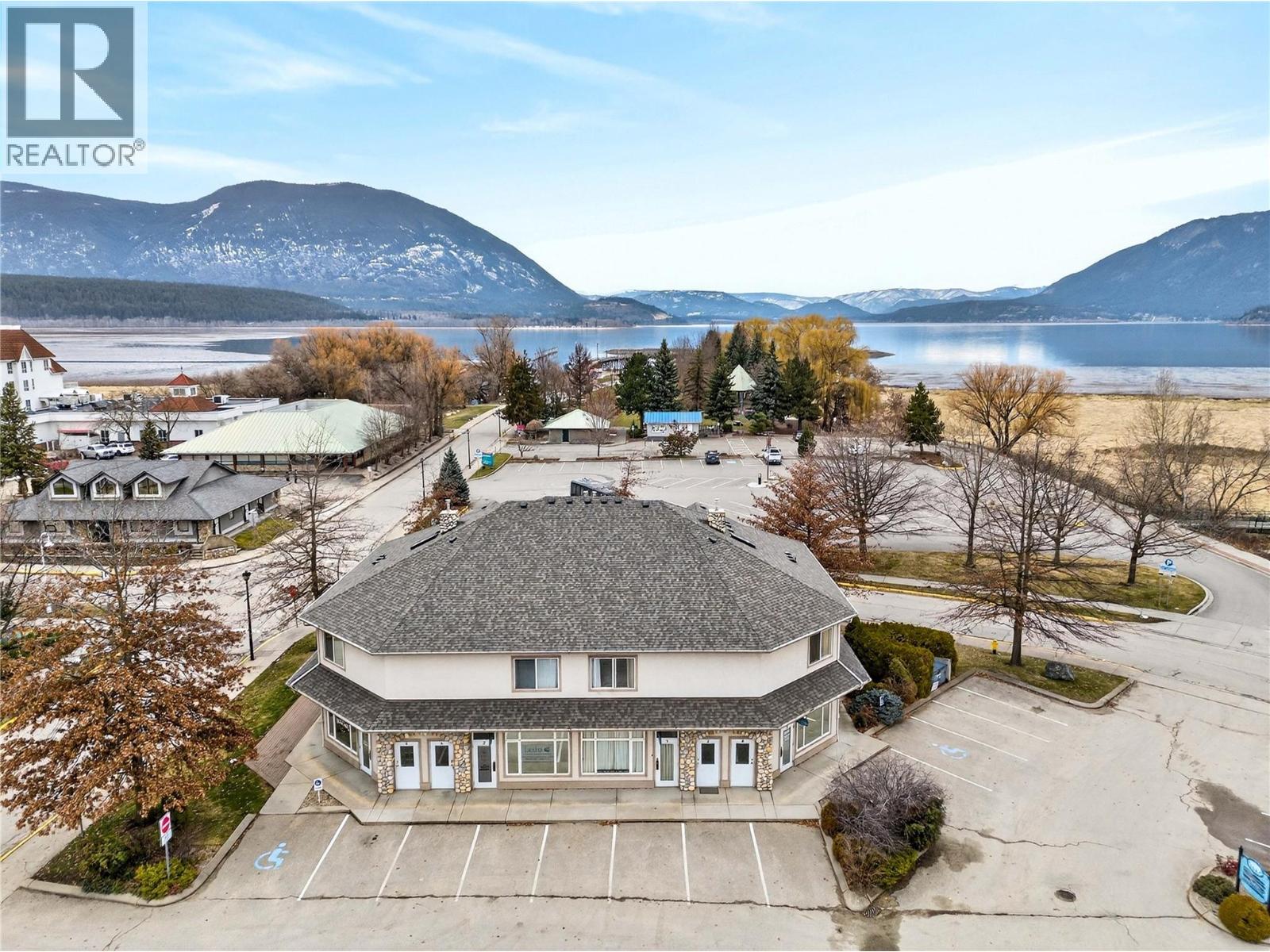 680 Marine Park Drive Unit# 1, Salmon Arm, British Columbia  V1E 3L4 - Photo 5 - 10378880