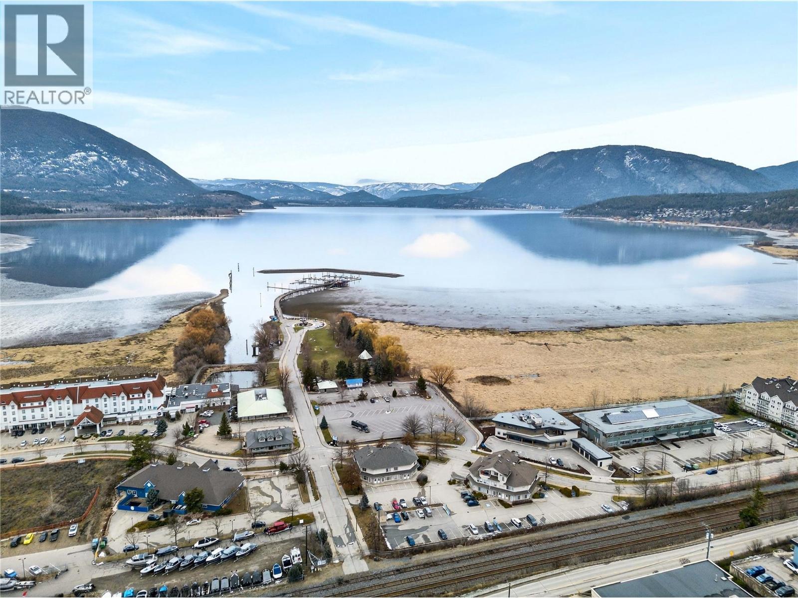 680 Marine Park Drive Unit# 1, Salmon Arm, British Columbia  V1E 3L4 - Photo 7 - 10378880