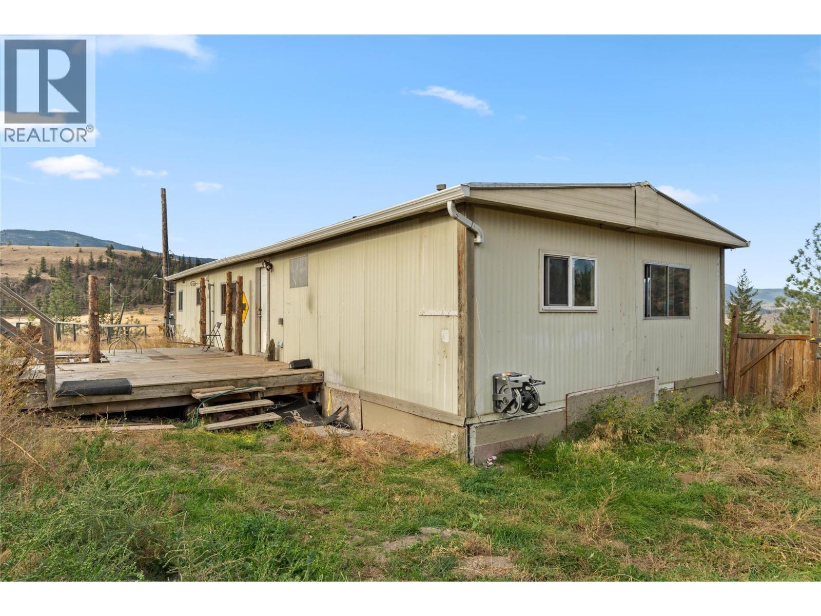 5165 Trans Canada Highway W, Kamloops, British Columbia  V1S 2A5 - Photo 20 - 10379895