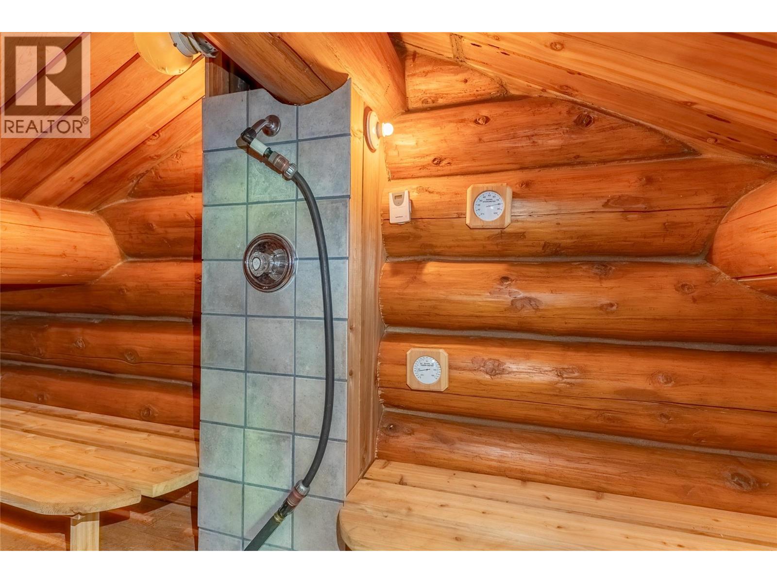 1415 Seymour River Road N, Seymour Arm, British Columbia  V0E 1M0 - Photo 18 - 10379634