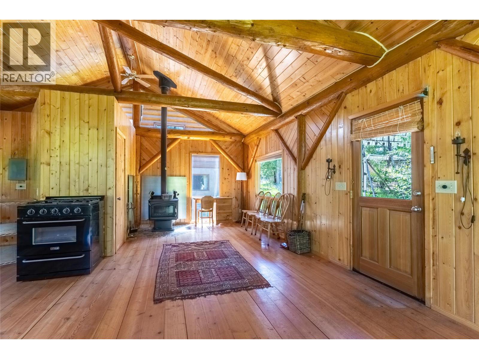 1415 Seymour River Road N, Seymour Arm, British Columbia  V0E 1M0 - Photo 21 - 10379634