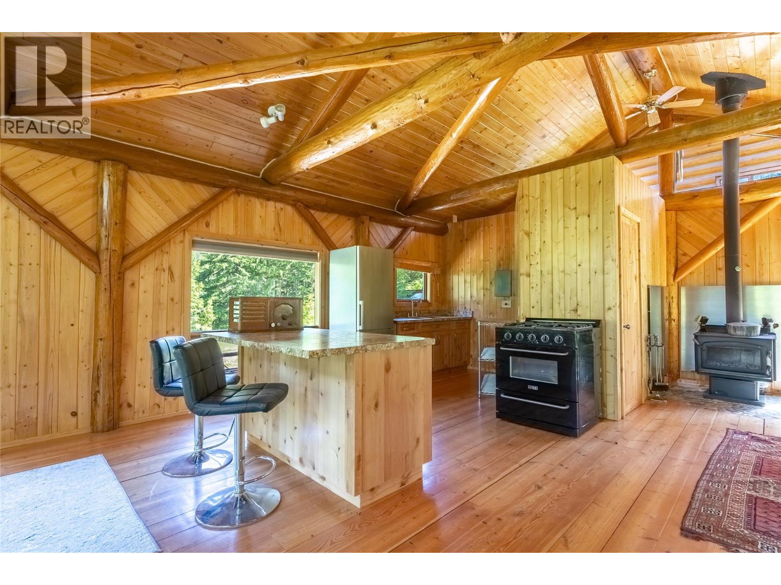 1415 Seymour River Road N, Seymour Arm, British Columbia  V0E 1M0 - Photo 23 - 10379634