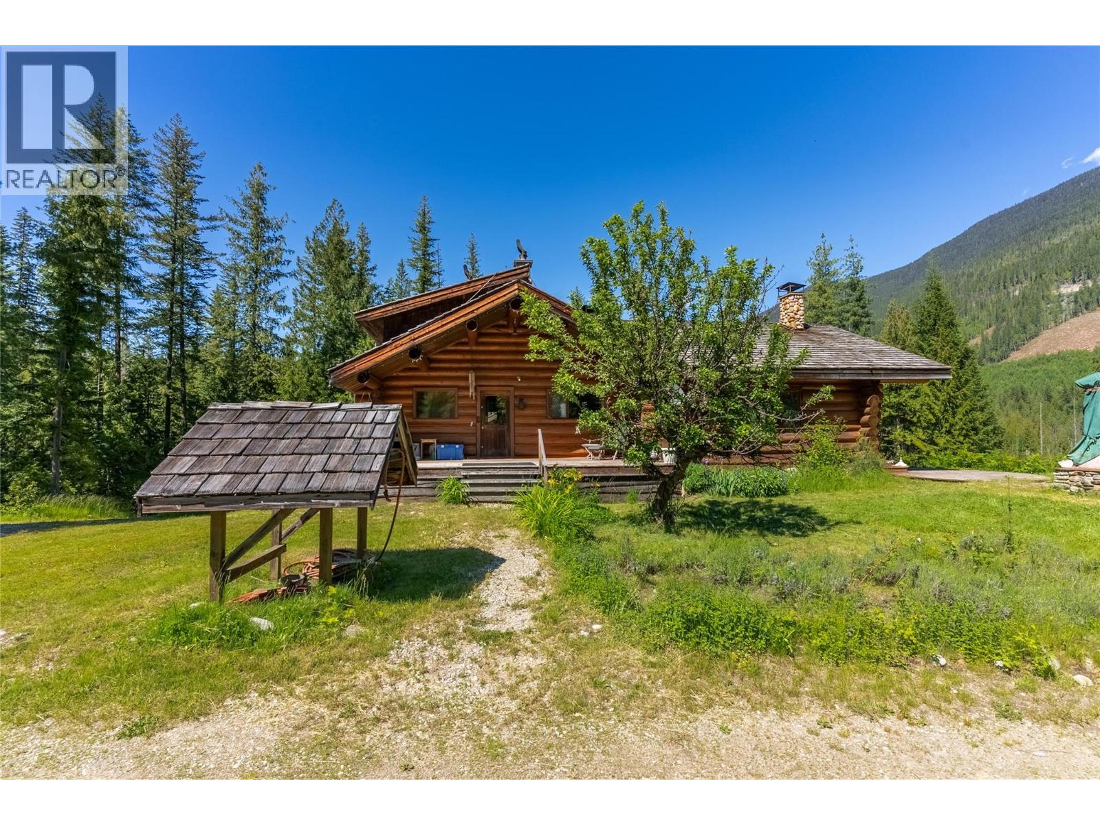 1415 Seymour River Road N, Seymour Arm, British Columbia  V0E 1M0 - Photo 36 - 10379634