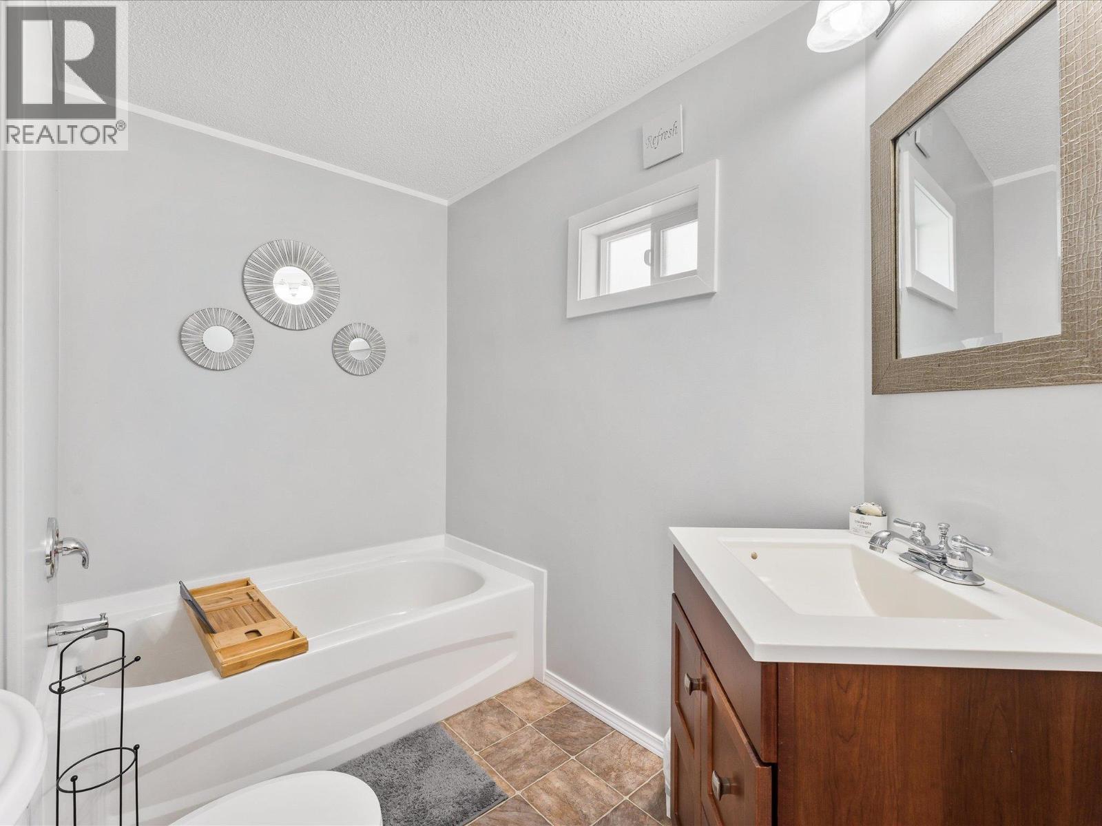 610 Katherine Road Unit# 9, West Kelowna, British Columbia  V1Z 3G2 - Photo 20 - 10378278