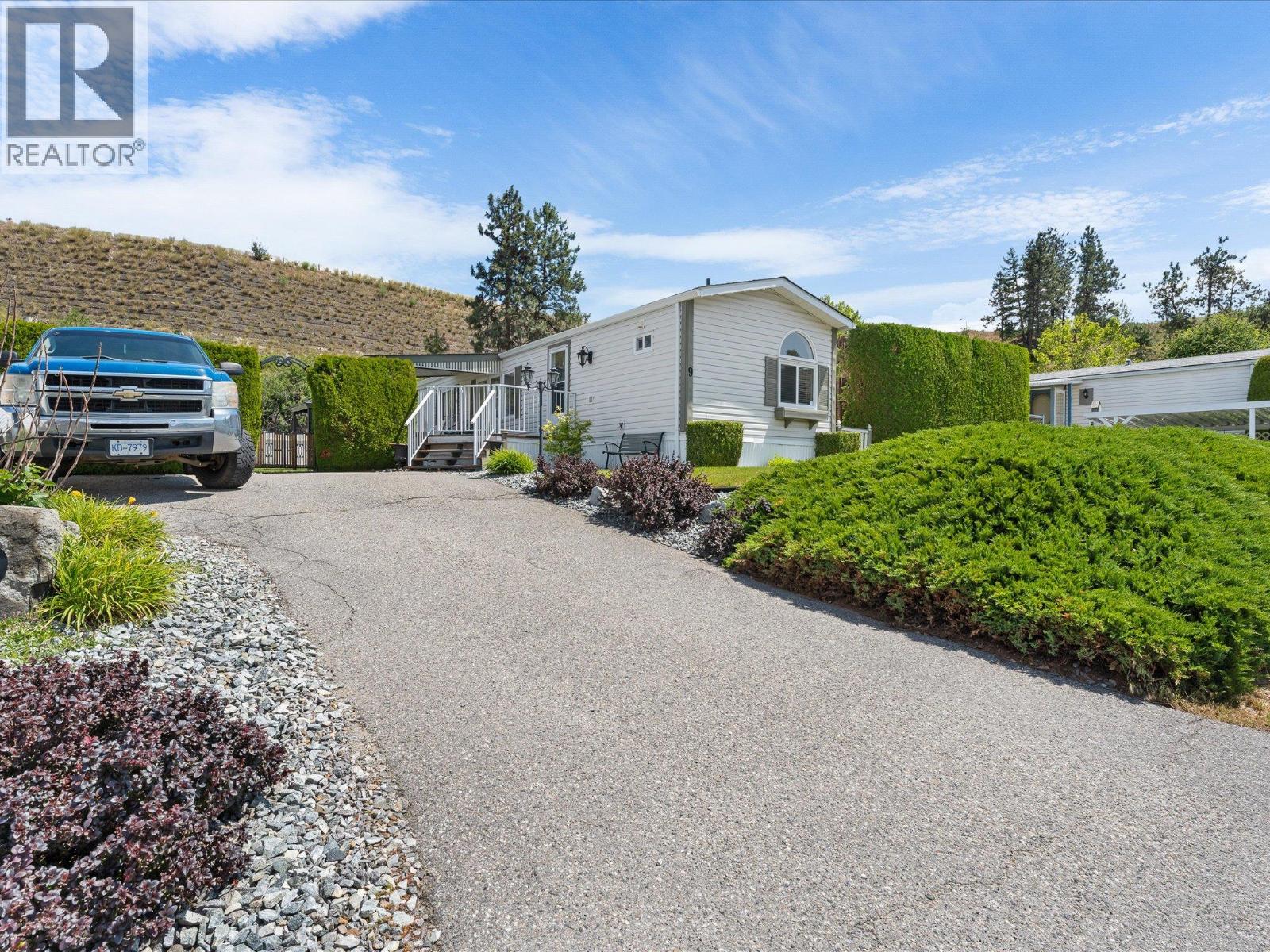 610 Katherine Road Unit# 9, West Kelowna, British Columbia  V1Z 3G2 - Photo 3 - 10378278