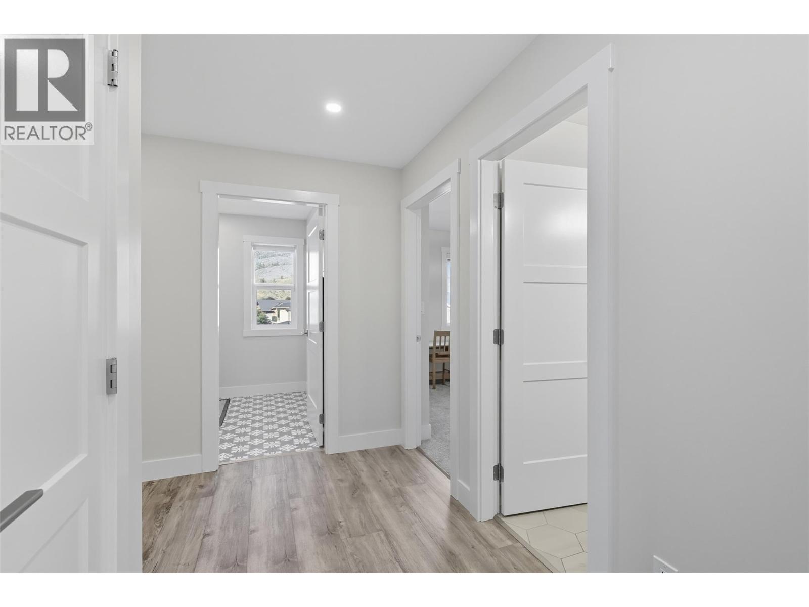 2742 Beachmount Crescent, Kamloops, British Columbia  V2B 0E6 - Photo 43 - 10379667