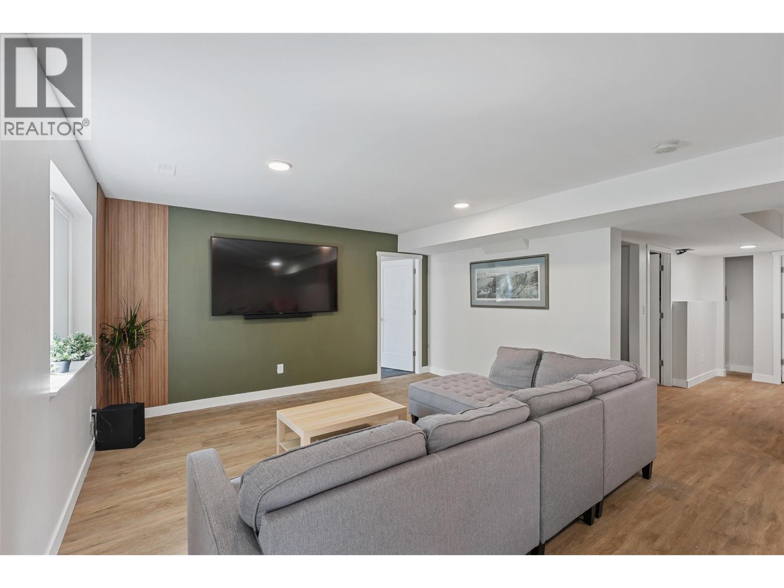 2742 Beachmount Crescent, Kamloops, British Columbia  V2B 0E6 - Photo 53 - 10379667