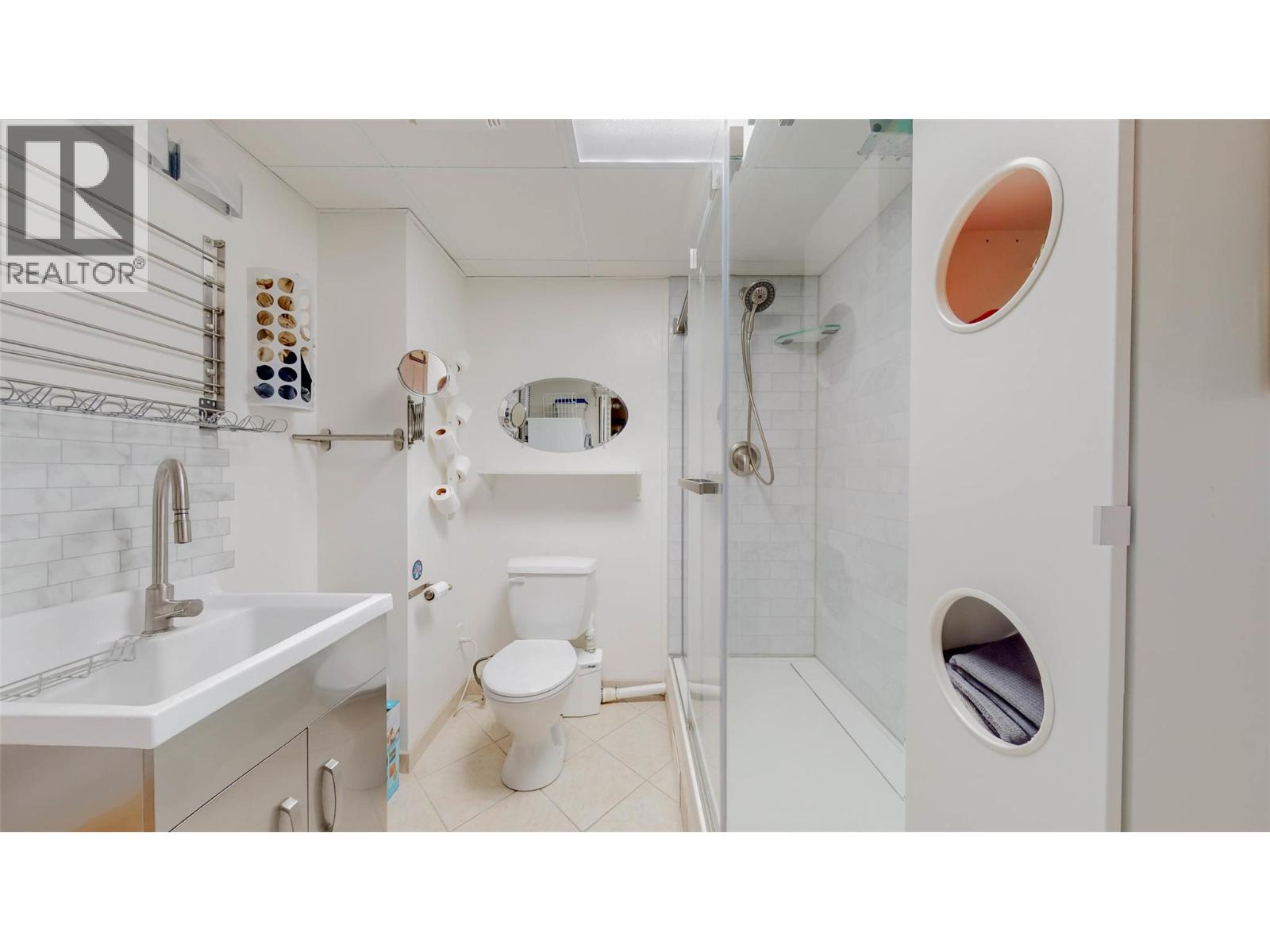 8029 Vedette Drive, Osoyoos, British Columbia  V0H 1V2 - Photo 24 - 10378131