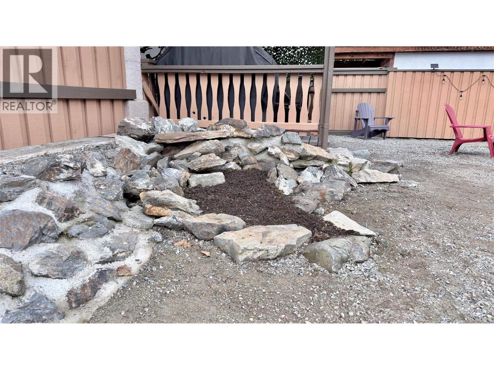 611 Gertrude Street, Midway, British Columbia  V0H 1M0 - Photo 11 - 10379901