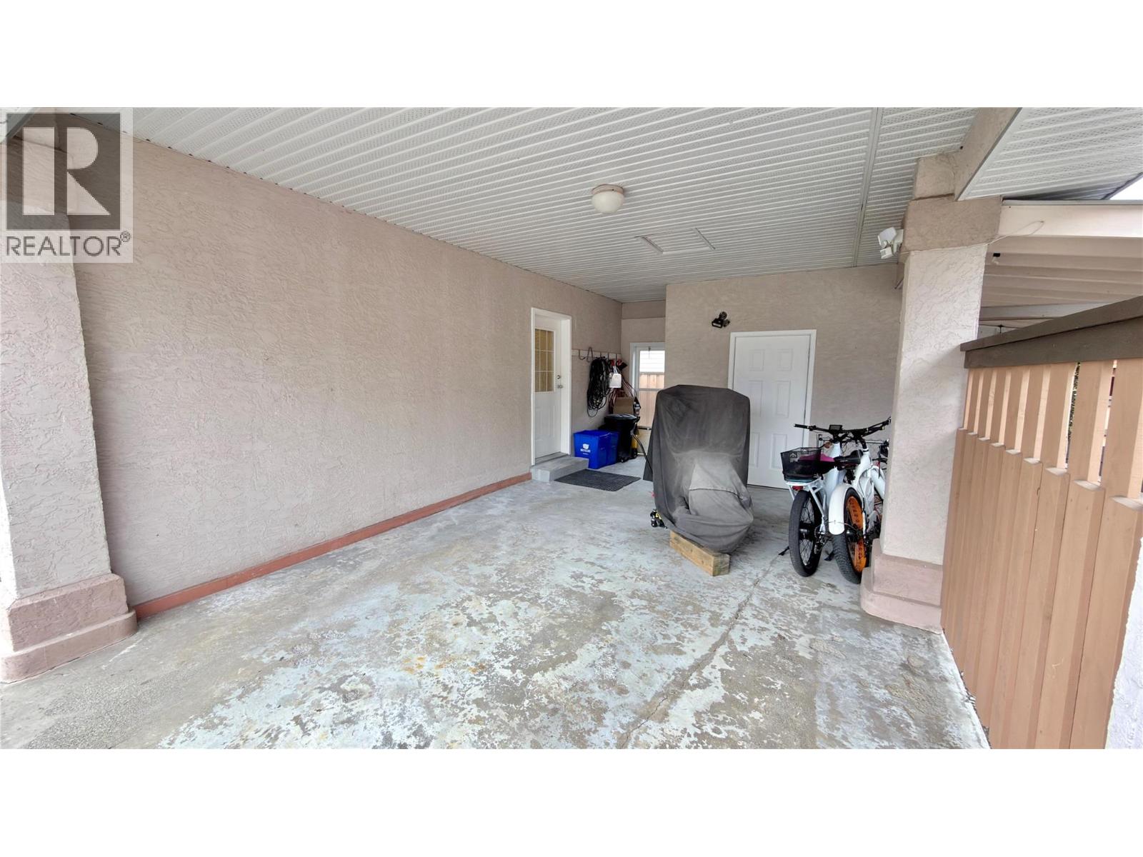 611 Gertrude Street, Midway, British Columbia  V0H 1M0 - Photo 4 - 10379901