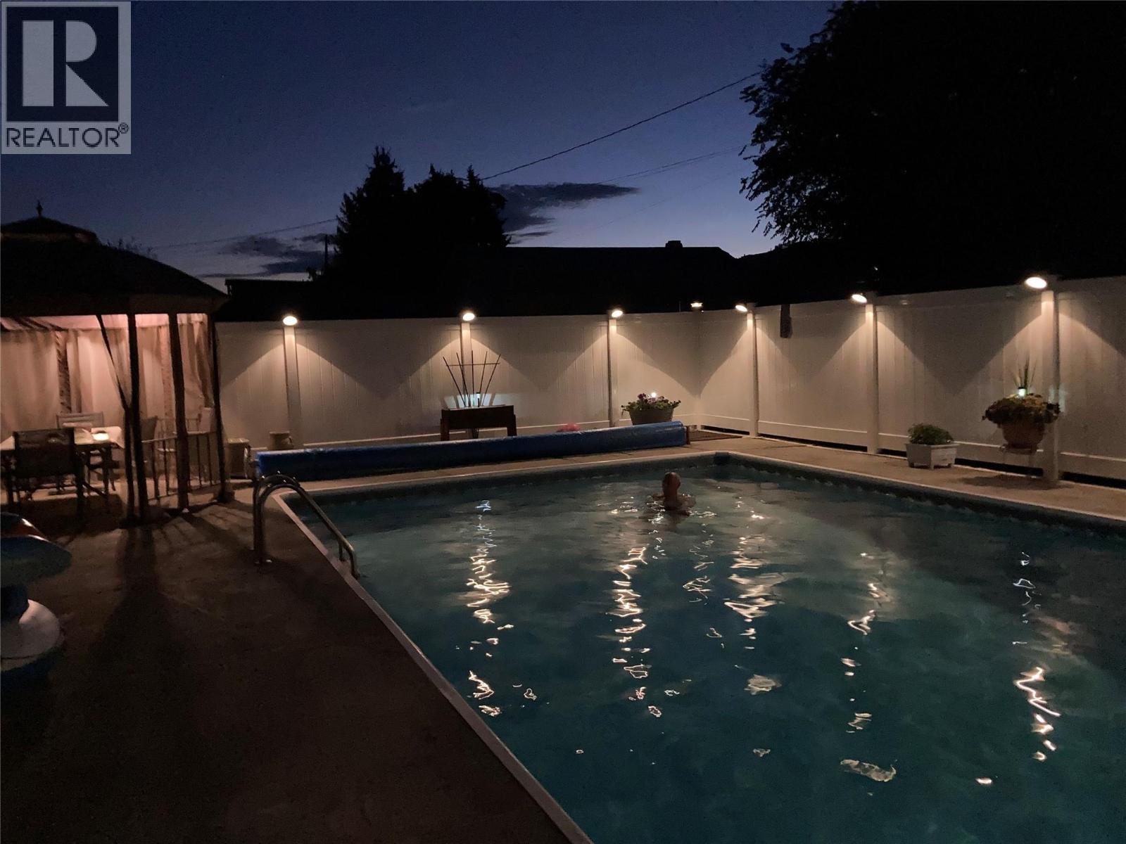 461 Eighth Avenue, Midway, British Columbia  V0H 1M0 - Photo 23 - 10379900