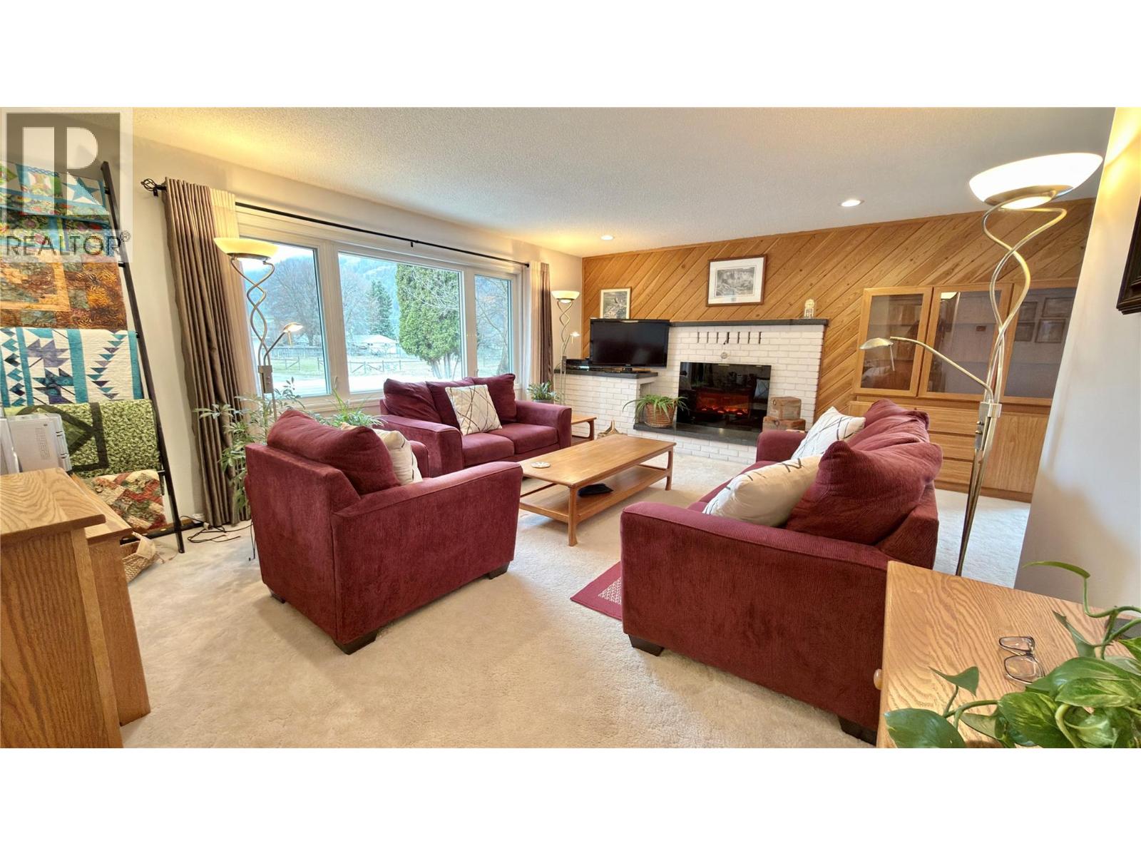 461 Eighth Avenue, Midway, British Columbia  V0H 1M0 - Photo 30 - 10379900