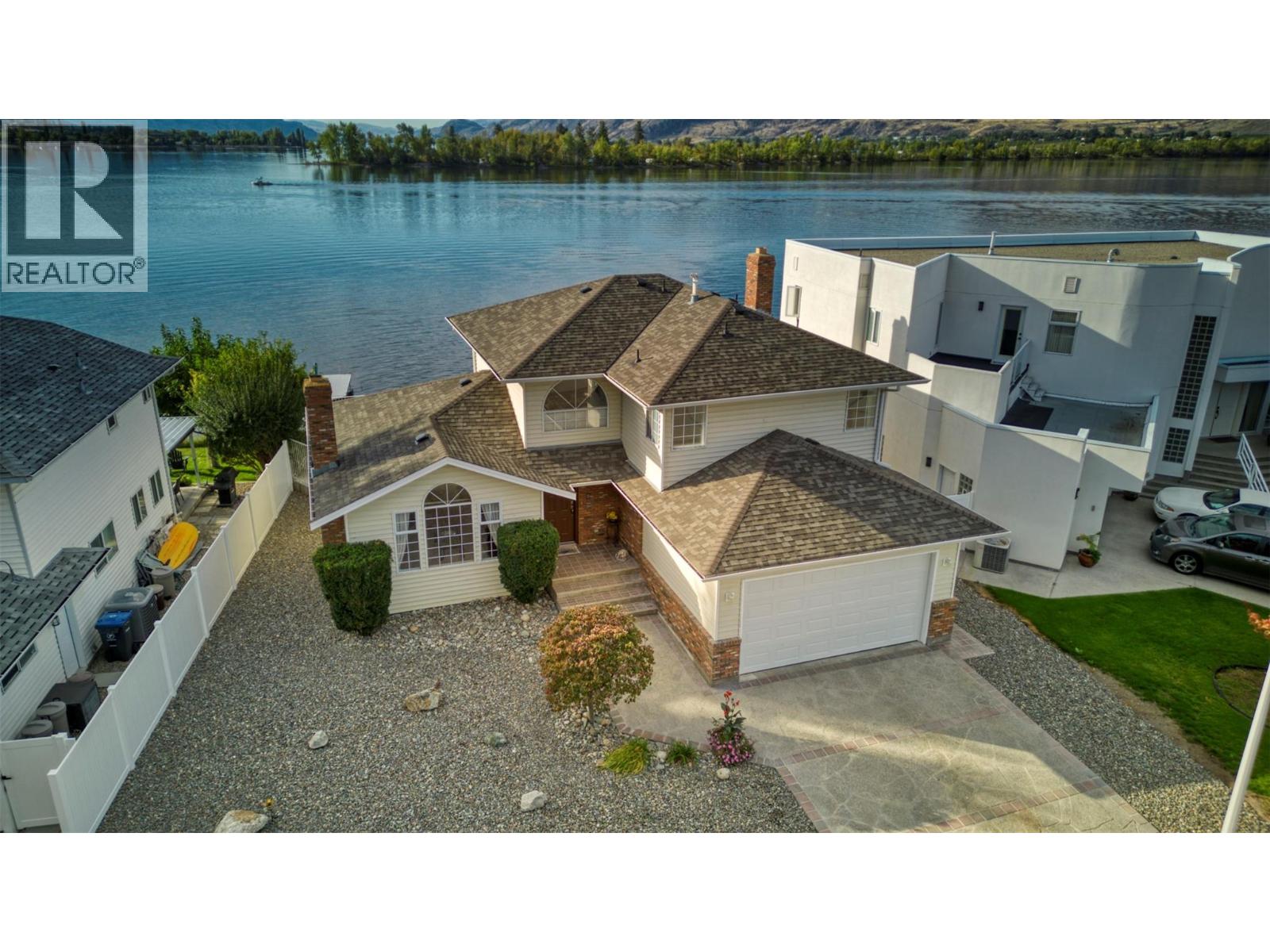 8 Bayview Crescent, Osoyoos, British Columbia  V0H 1V6 - Photo 1 - 10379861