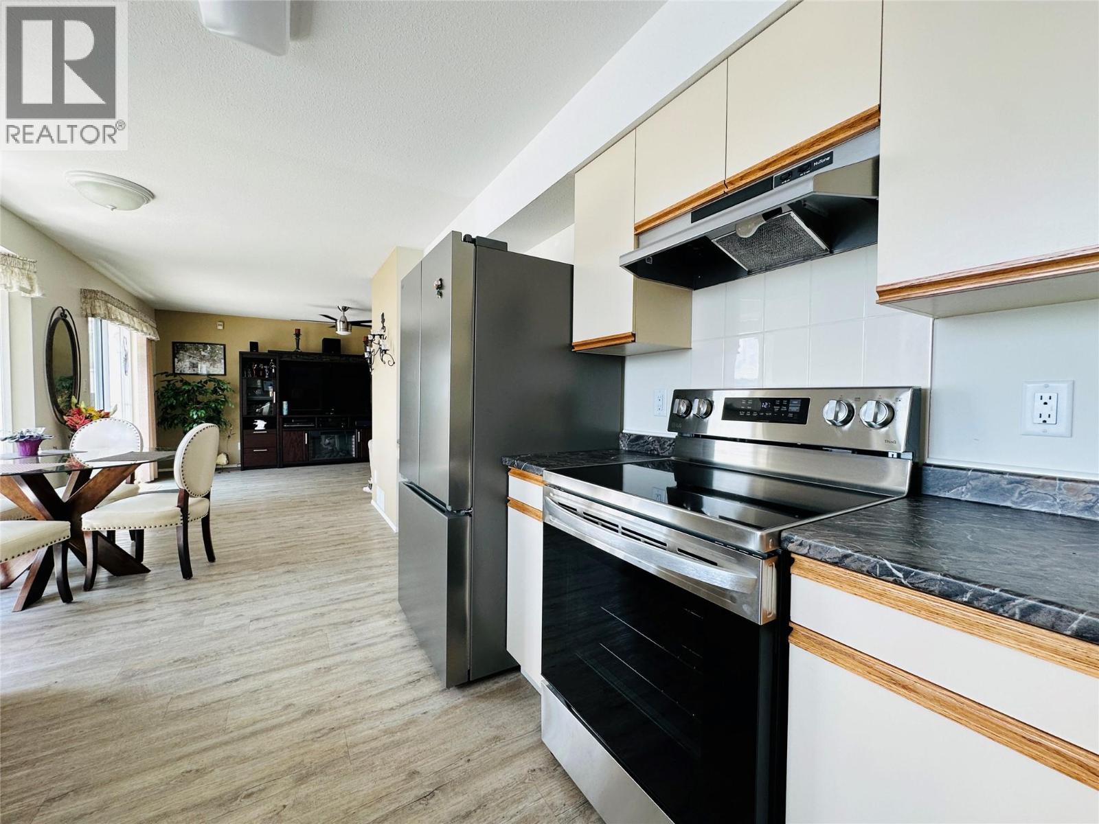 8 Bayview Crescent, Osoyoos, British Columbia  V0H 1V6 - Photo 36 - 10379861