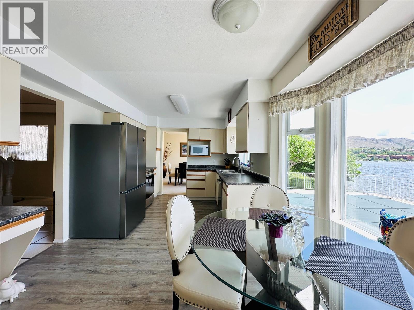 8 Bayview Crescent, Osoyoos, British Columbia  V0H 1V6 - Photo 37 - 10379861