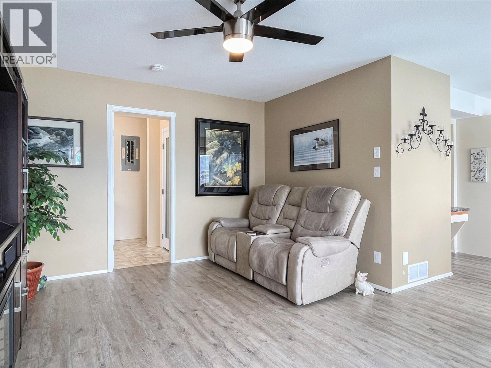 8 Bayview Crescent, Osoyoos, British Columbia  V0H 1V6 - Photo 43 - 10379861