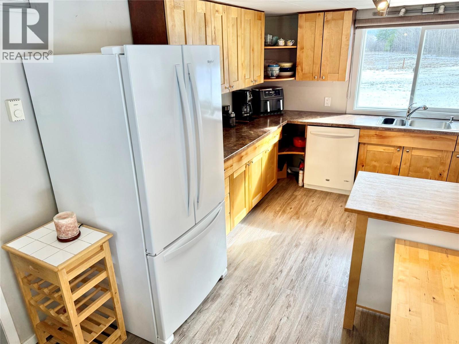 12451 Brown Creek Road, Grand Forks, British Columbia  V0H 1H8 - Photo 11 - 10379628