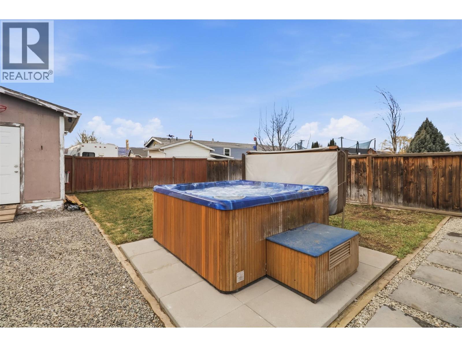 1263 Kootenay Way Unit# 41, Kamloops, British Columbia  V2H 0C5 - Photo 2 - 10378976