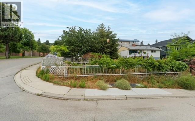 200 Abbott Street, Penticton, British Columbia  V2A 4J4 - Photo 2 - 10379927