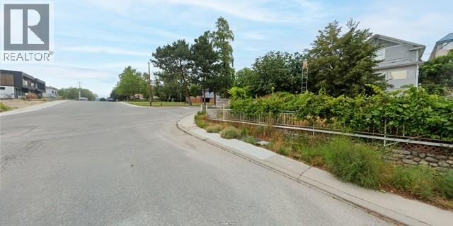 200 Abbott Street, Penticton, British Columbia  V2A 4J4 - Photo 3 - 10379927