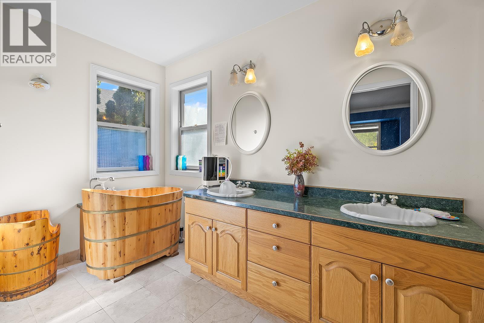 1282 Lakeview Cove Place, West Kelowna, British Columbia  V1Z 3P6 - Photo 40 - 10379939