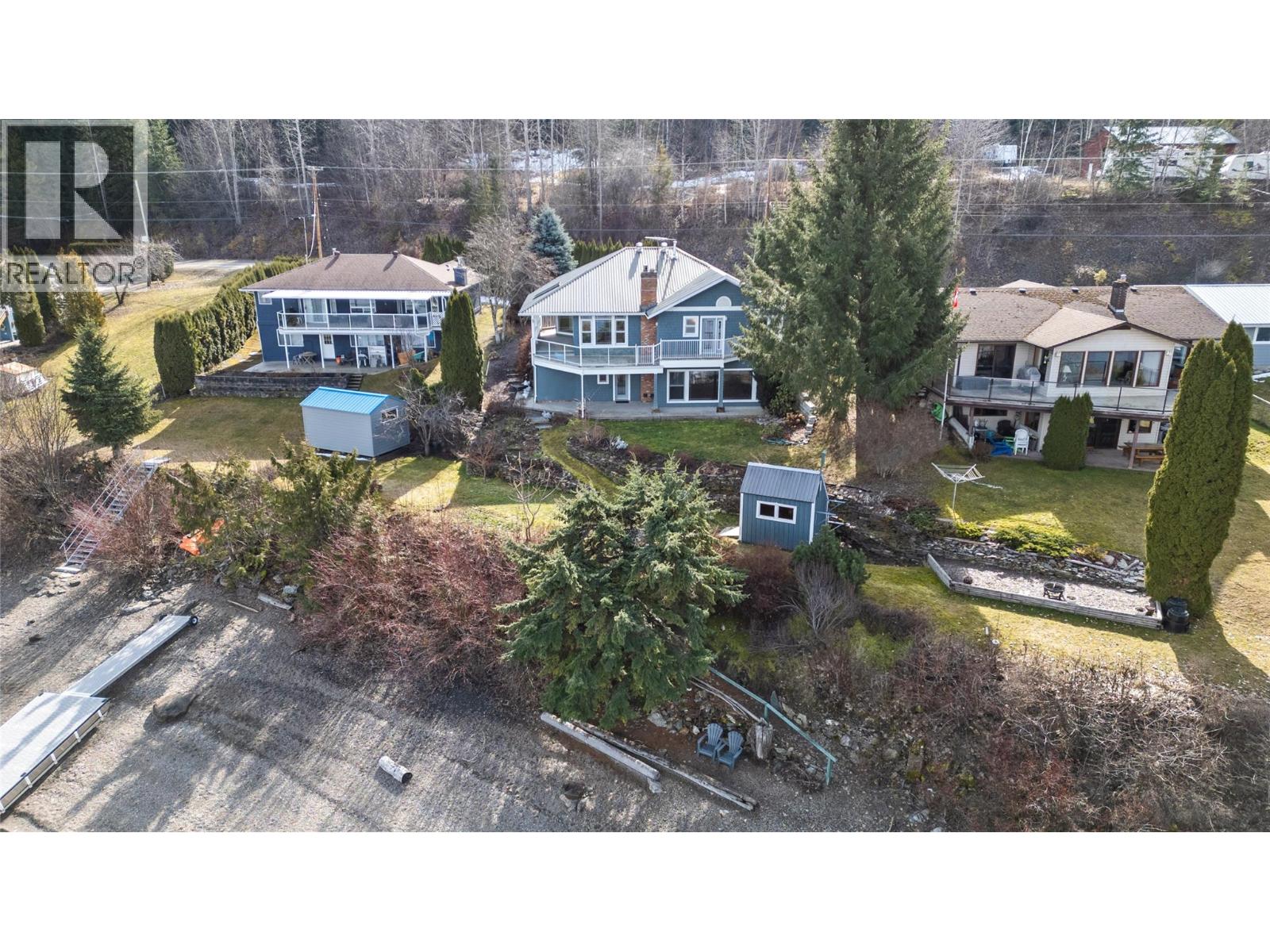 3533 Eagle Bay Road, Blind Bay, British Columbia  V0E 1H1 - Photo 2 - 10379571