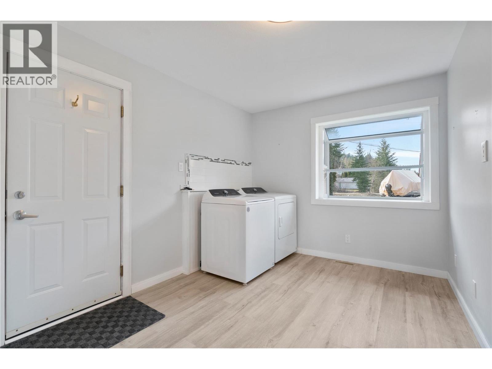 3533 Eagle Bay Road, Blind Bay, British Columbia  V0E 1H1 - Photo 30 - 10379571