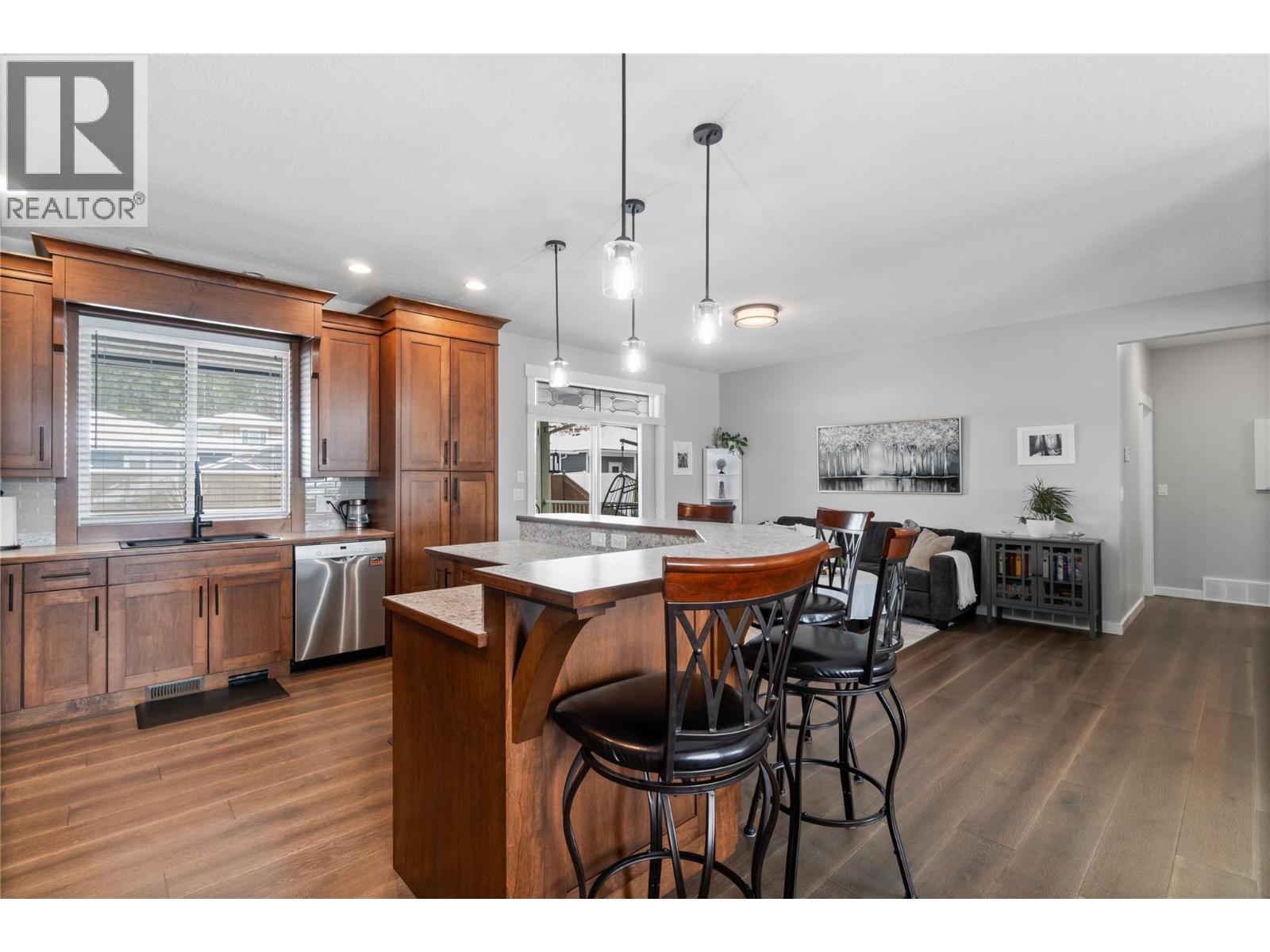 1120 24 Street Se, Salmon Arm, British Columbia  V1E 2J3 - Photo 17 - 10379036