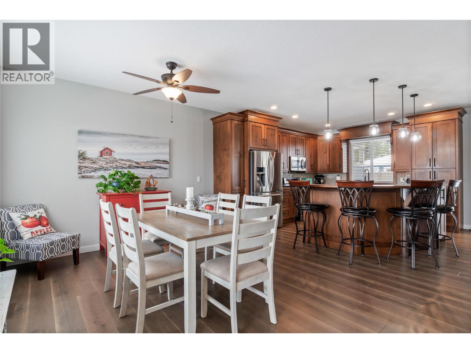 1120 24 Street Se, Salmon Arm, British Columbia  V1E 2J3 - Photo 21 - 10379036