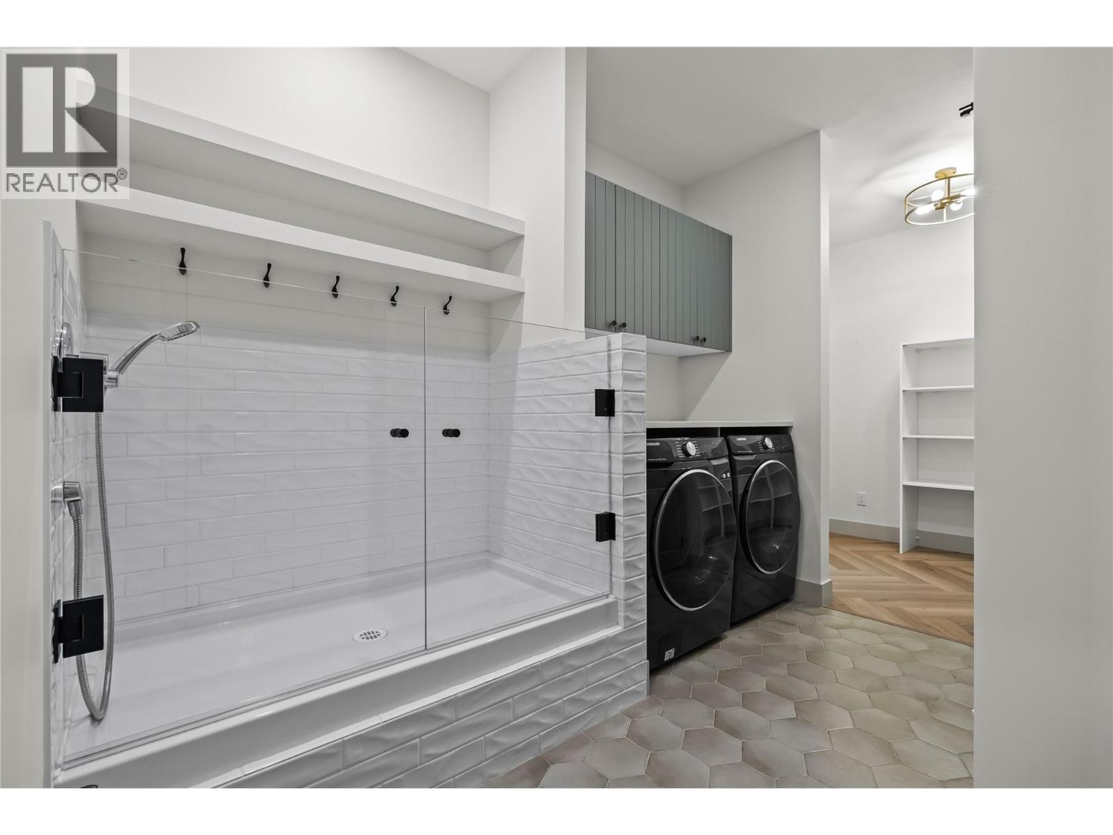 1062 Emslie Street, Kelowna, British Columbia  V1W 0C3 - Photo 33 - 10379890