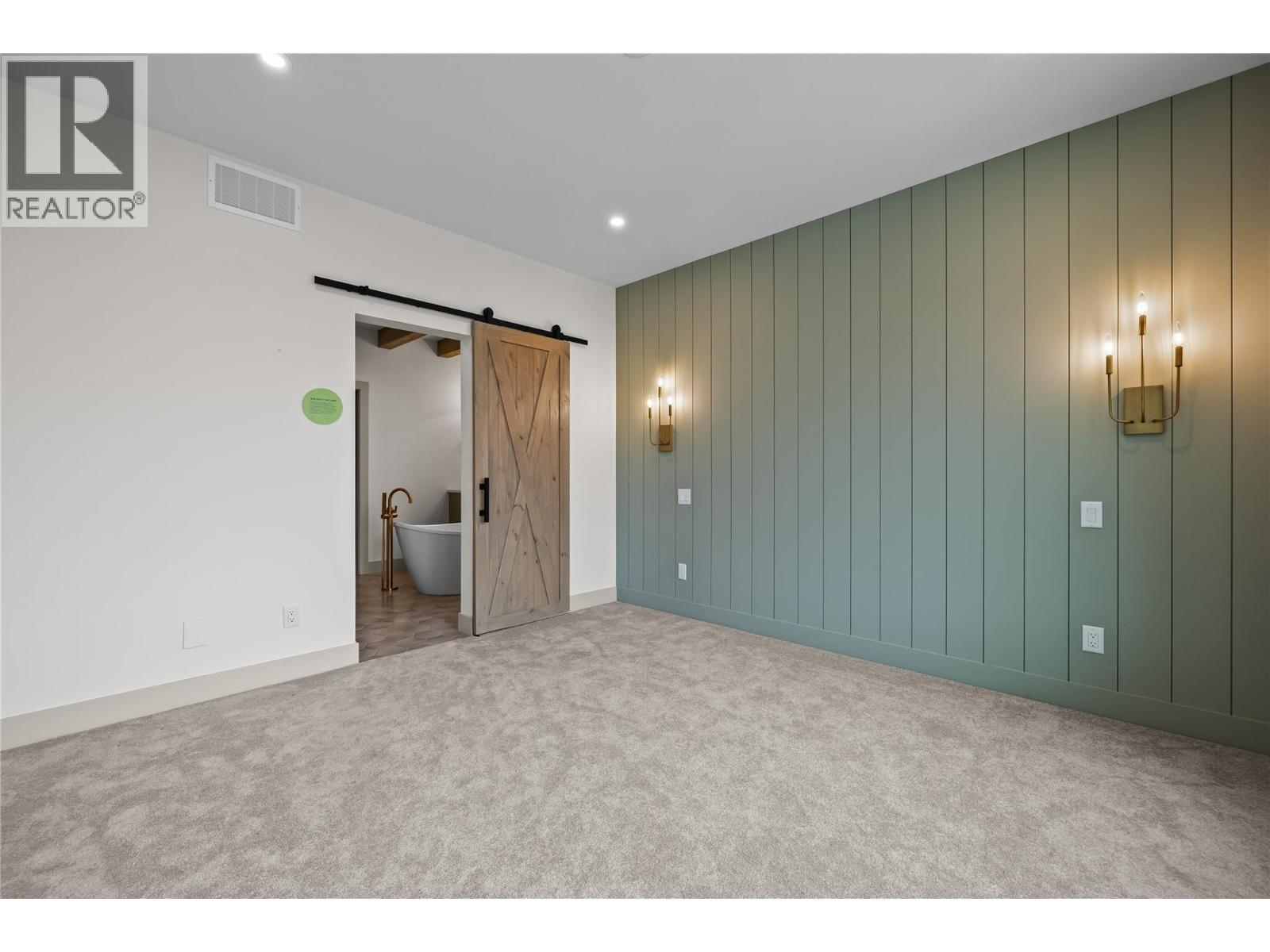 1062 Emslie Street, Kelowna, British Columbia  V1W 0C3 - Photo 39 - 10379890