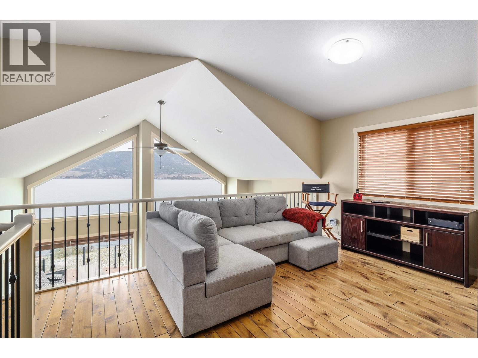6930 Barcelona Drive, Kelowna, British Columbia  V1Z 3R8 - Photo 11 - 10379211