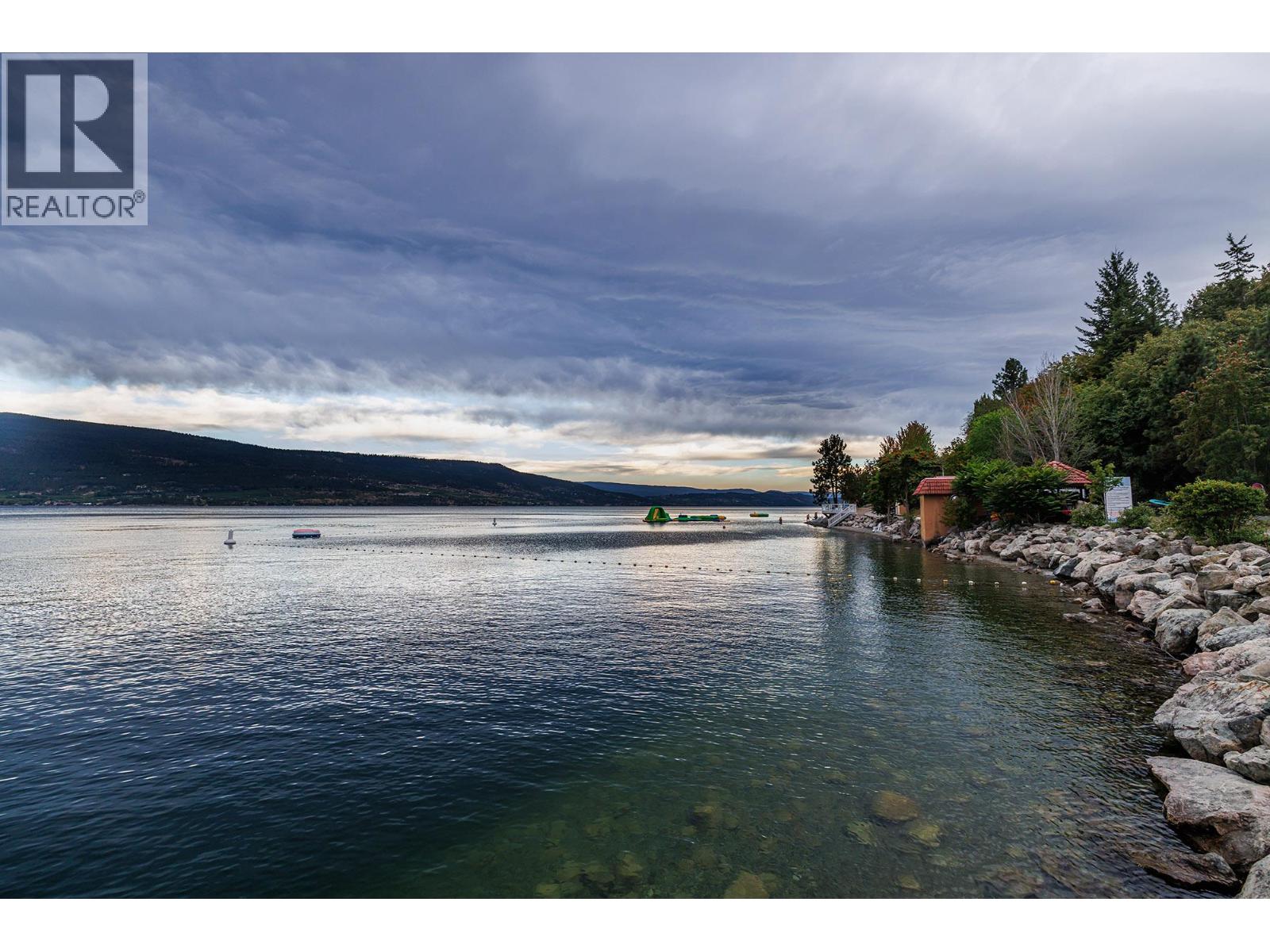 6930 Barcelona Drive, Kelowna, British Columbia  V1Z 3R8 - Photo 24 - 10379211