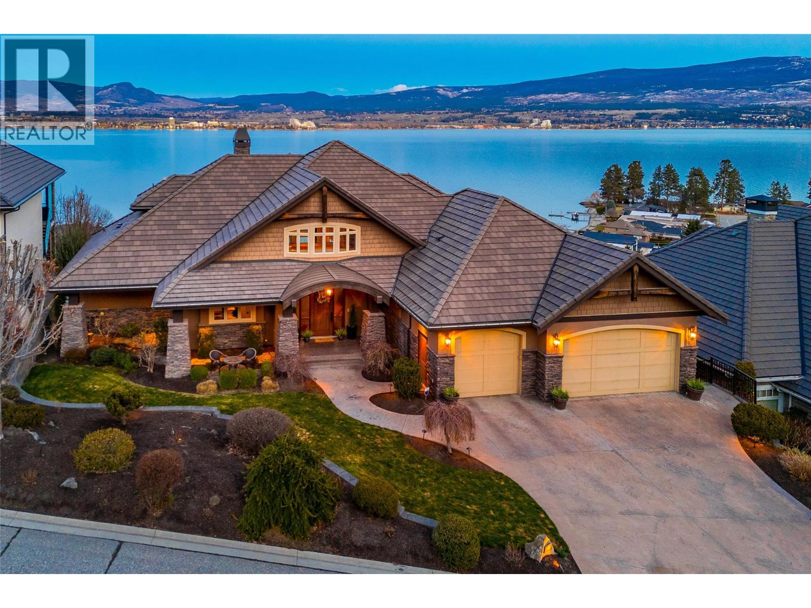 2583 Lucinde Road, West Kelowna, British Columbia  V1Z 4B1 - Photo 2 - 10379906