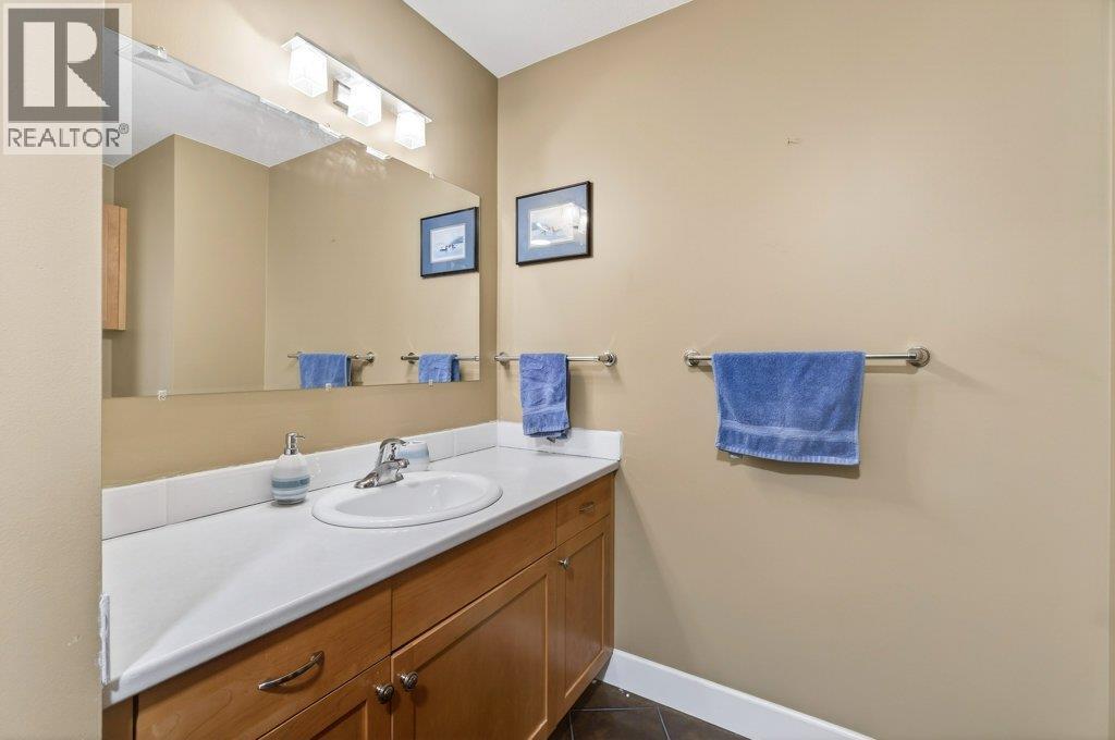 660 20 Street Ne Unit# 1, Salmon Arm, British Columbia  V1E 2K9 - Photo 41 - 10379349