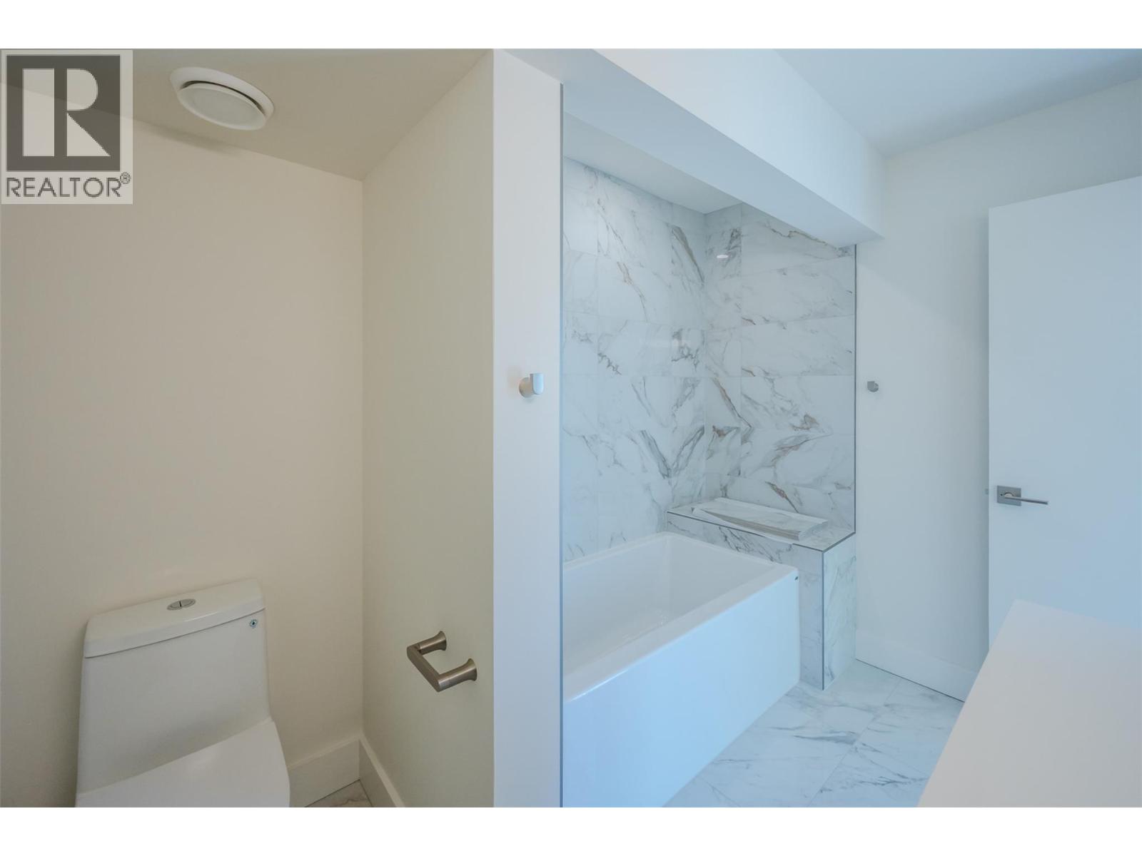 578 Lakeshore Drive Unit# 203, Penticton, British Columbia  V2A 1B9 - Photo 13 - 10379053