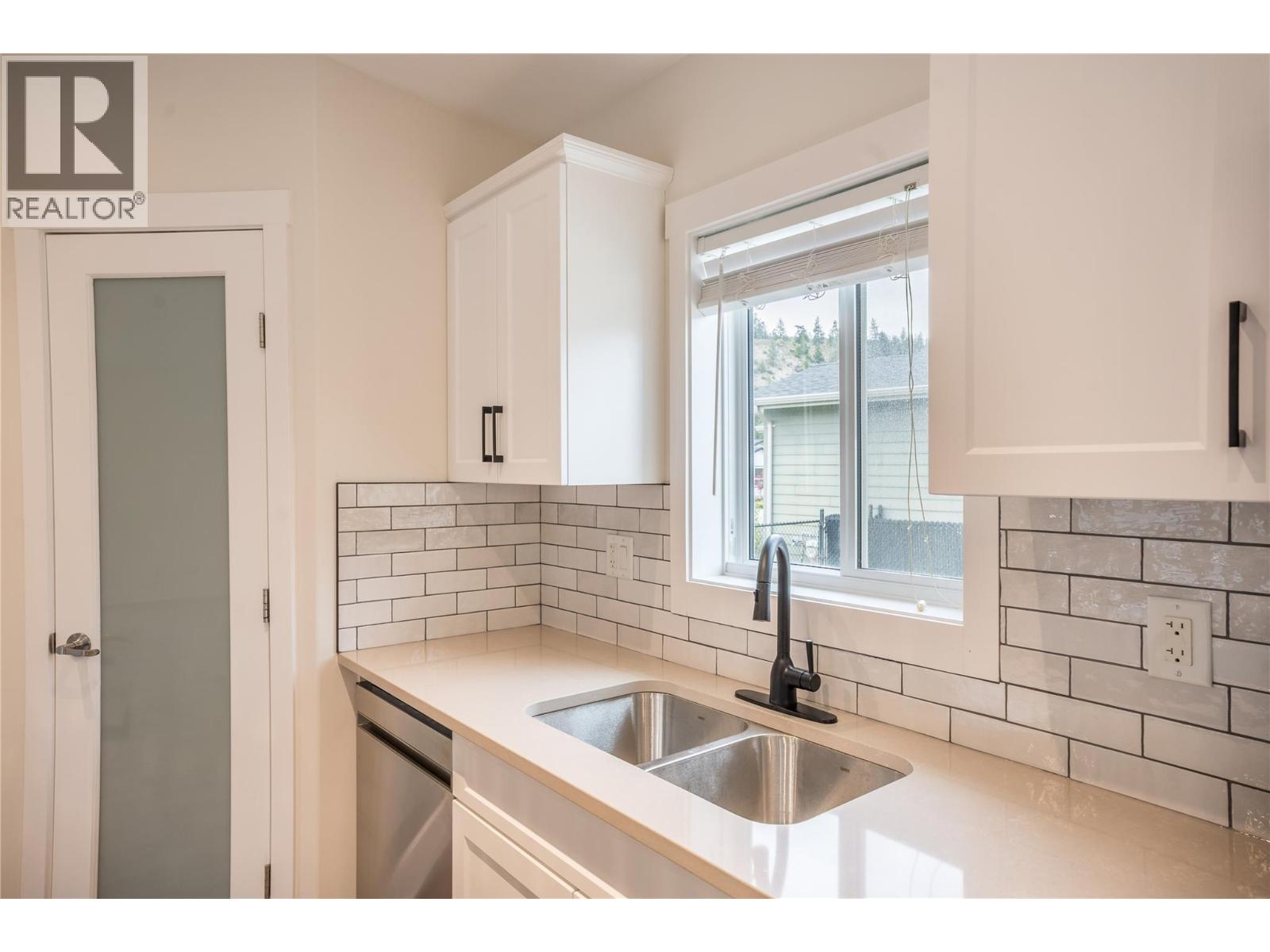 8300 Gallagher Lake Frontage Road Unit# 70, Oliver, British Columbia  V0H 1T0 - Photo 10 - 10379947