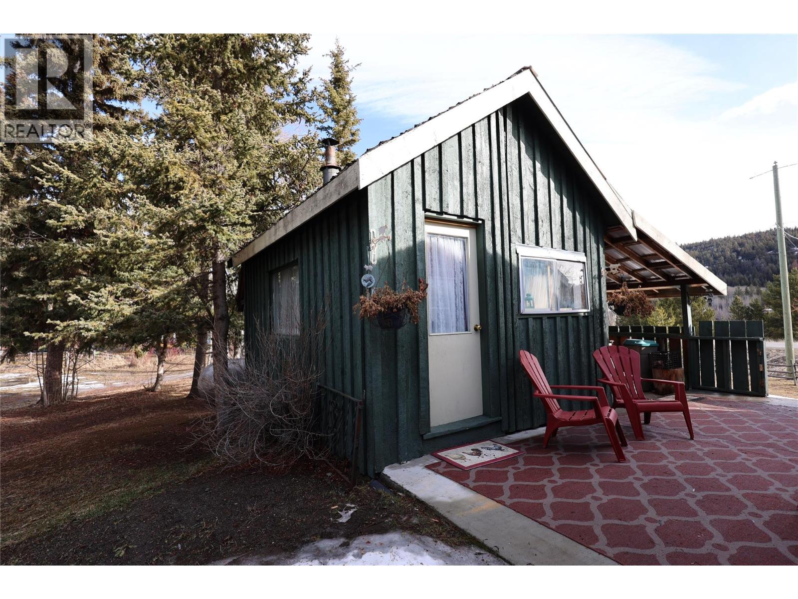 8230 Hwy 5a Highway, Merritt, British Columbia  V1K 1B8 - Photo 12 - 10379012