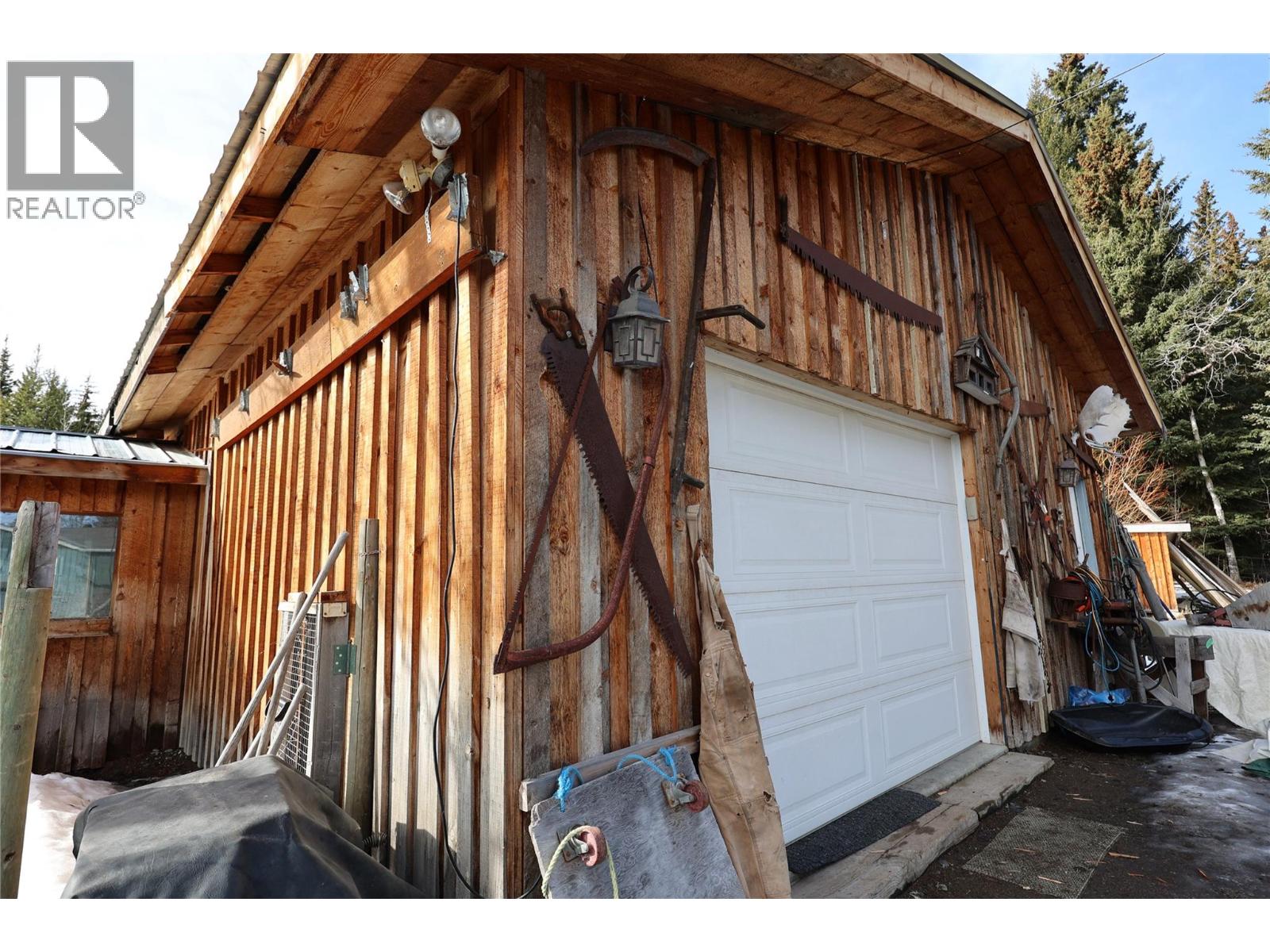 8230 Hwy 5a Highway, Merritt, British Columbia  V1K 1B8 - Photo 41 - 10379012