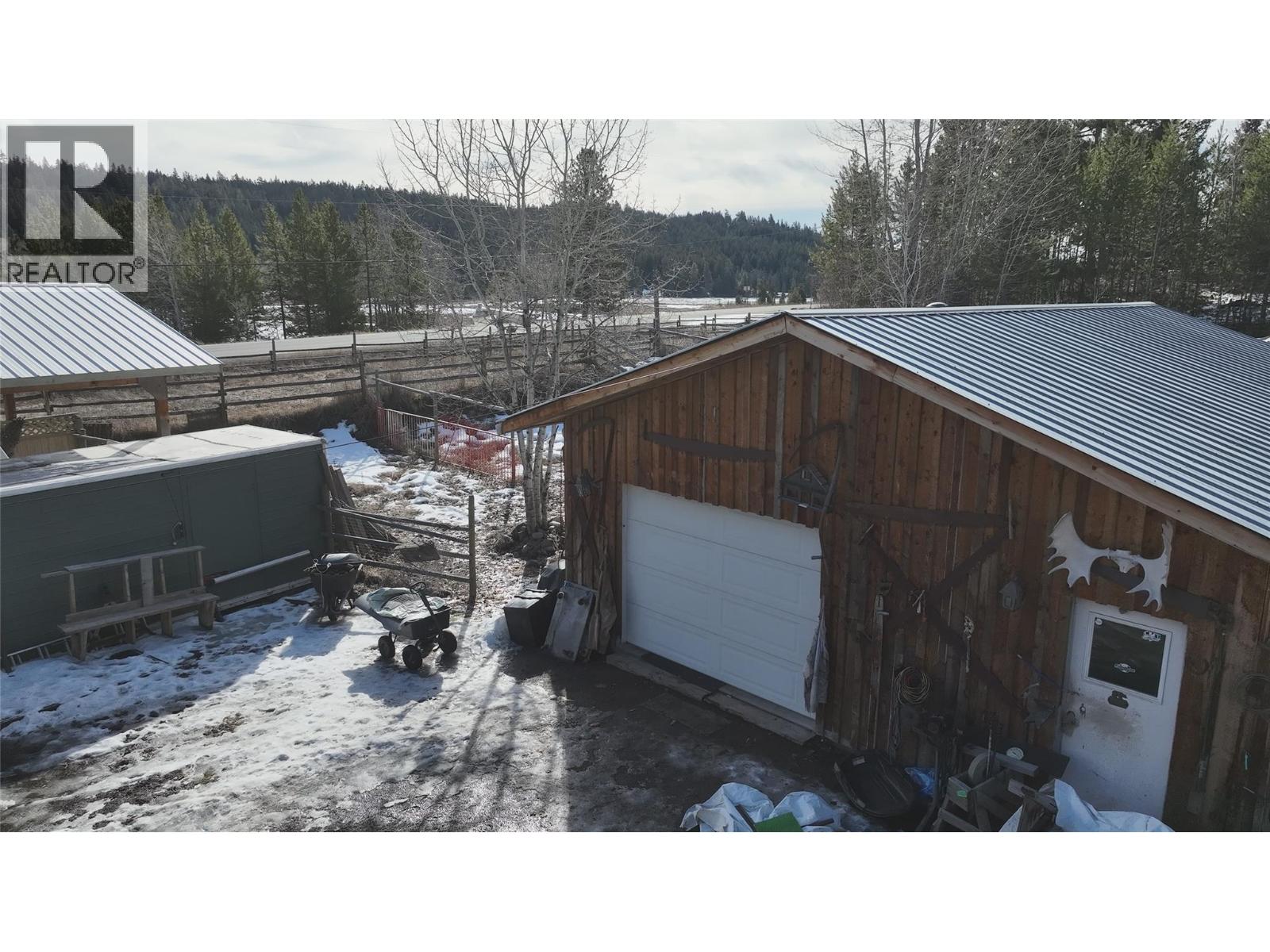 8230 Hwy 5a Highway, Merritt, British Columbia  V1K 1B8 - Photo 52 - 10379012