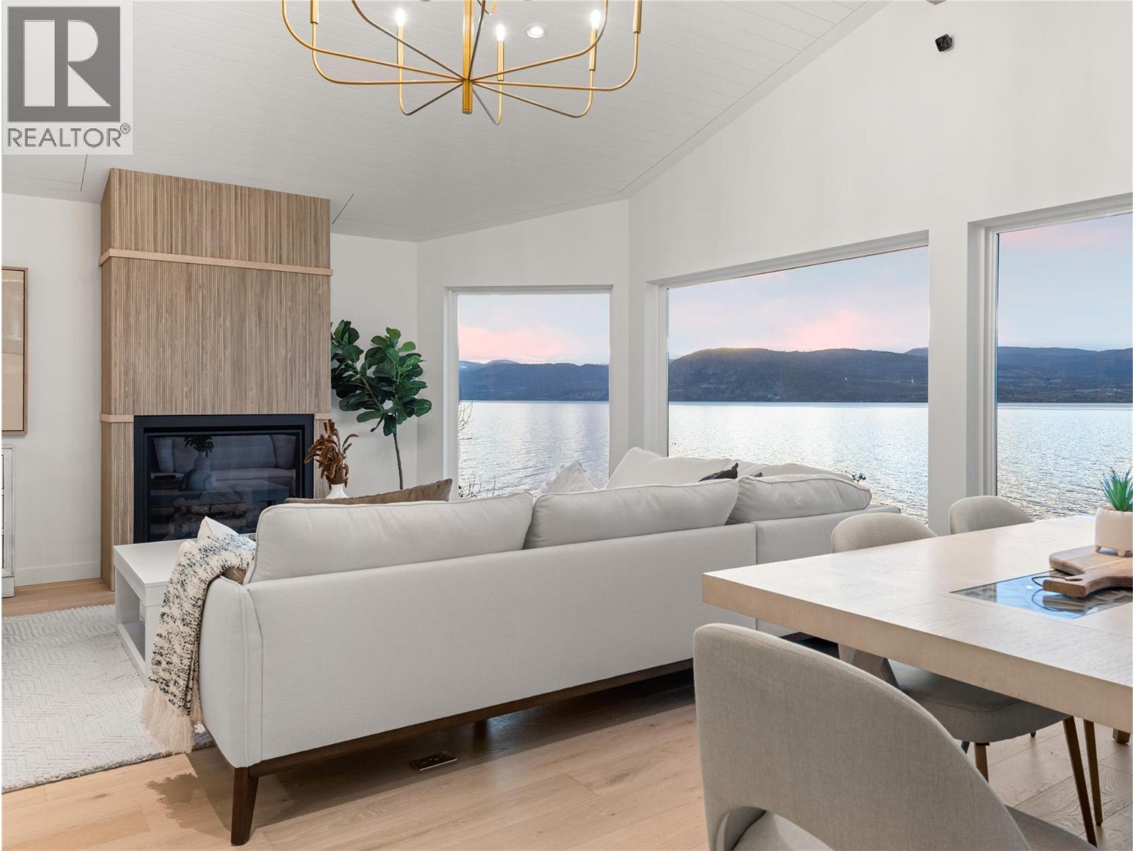 5538 Lakeshore Road, Kelowna, British Columbia  V1W 4J4 - Photo 10 - 10379821
