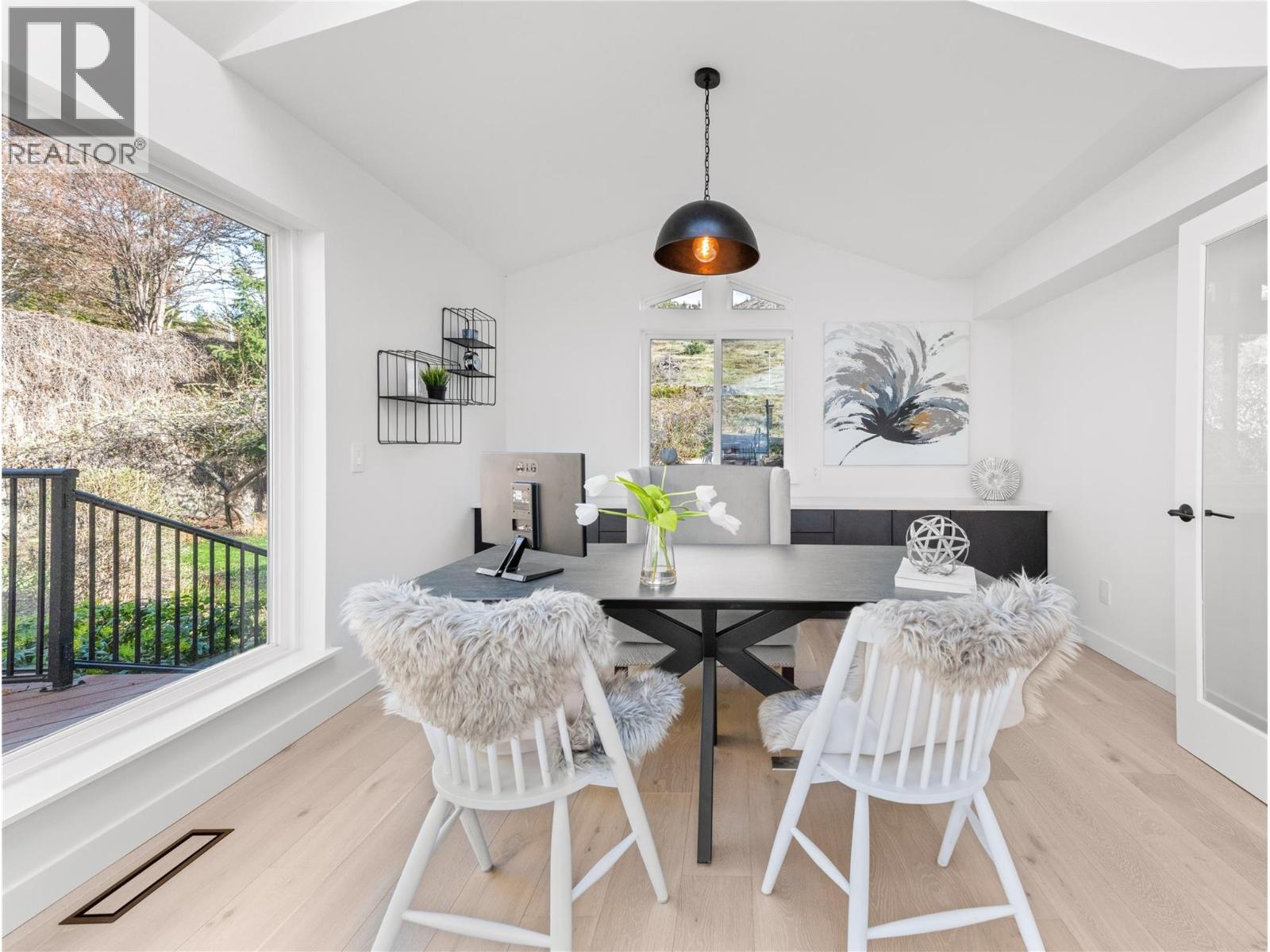 5538 Lakeshore Road, Kelowna, British Columbia  V1W 4J4 - Photo 18 - 10379821