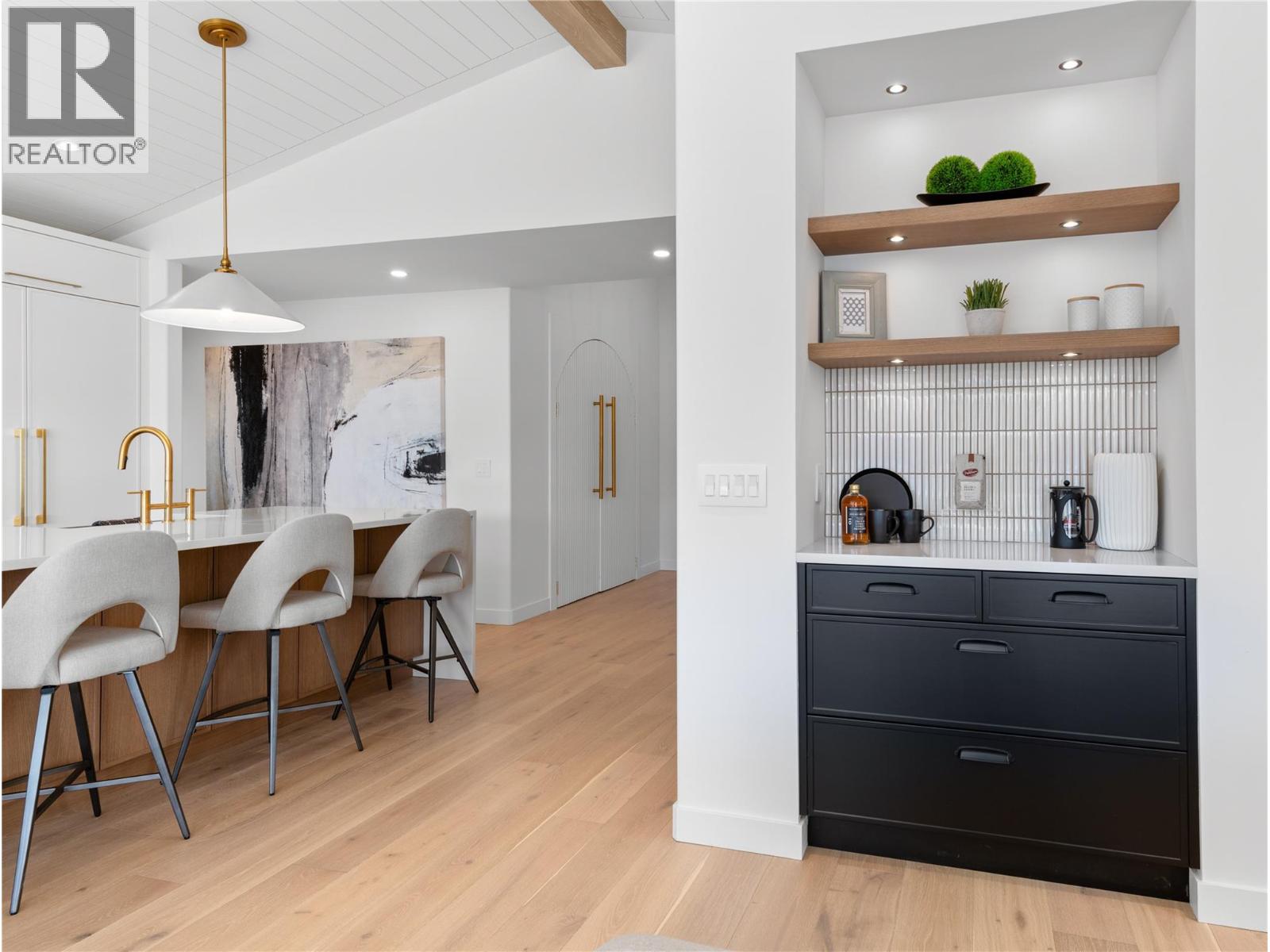 5538 Lakeshore Road, Kelowna, British Columbia  V1W 4J4 - Photo 27 - 10379821