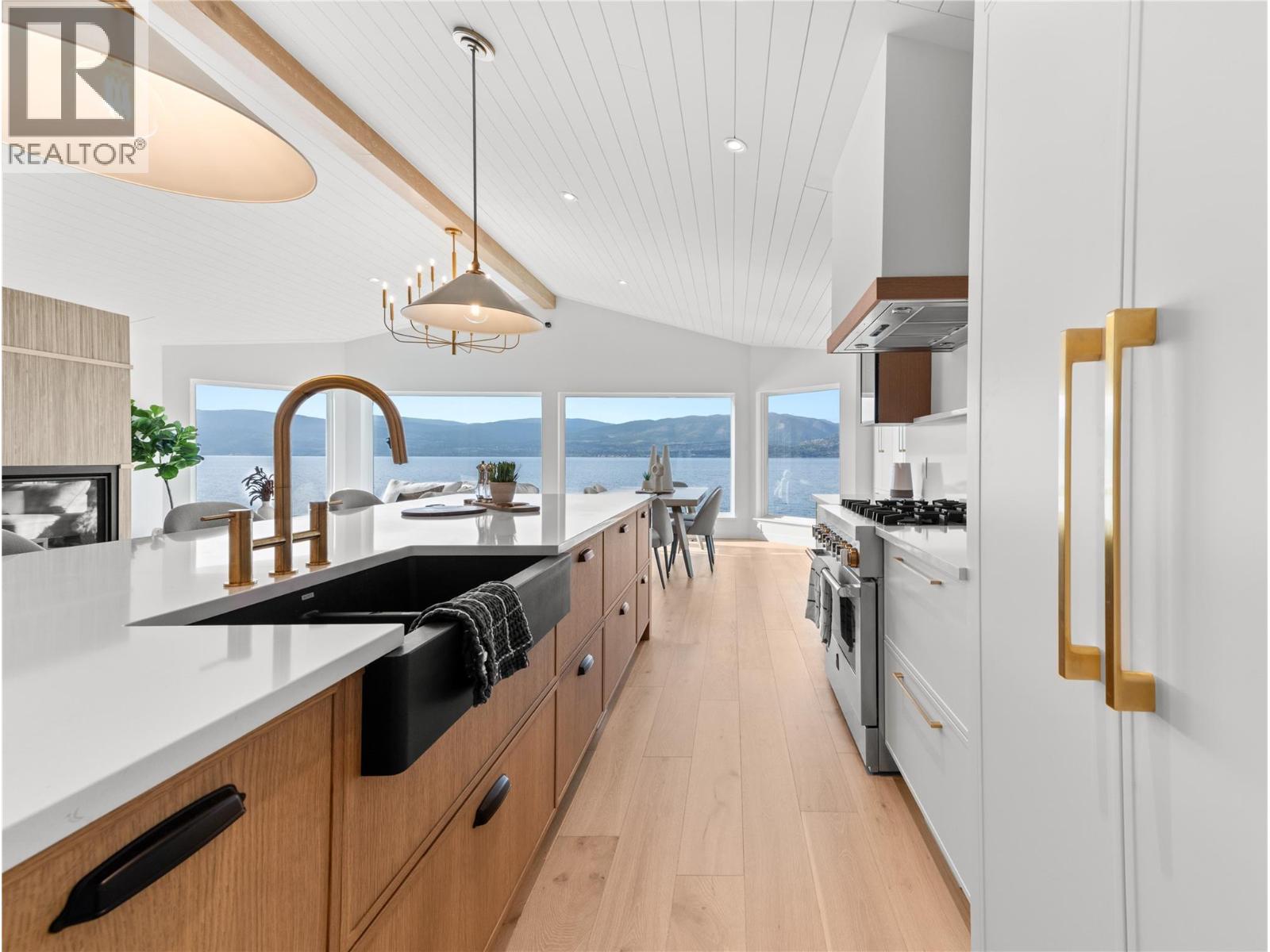 5538 Lakeshore Road, Kelowna, British Columbia  V1W 4J4 - Photo 28 - 10379821